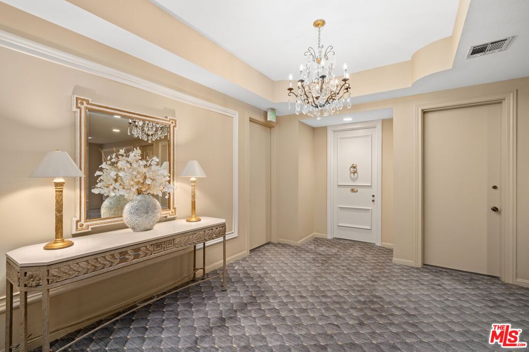 Los Angeles, California, 90067, United States, 3 Bedrooms Bedrooms, ,5 BathroomsBathrooms,Residential,For Sale,1924921