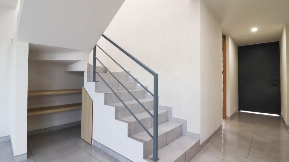 Paseo de los Encinos, Morelia, Michoacán de Ocampo, 58341, Mexico, 3 Bedrooms Bedrooms, ,3 BathroomsBathrooms,Residential,For Sale,Paseo de los Encinos,1673419