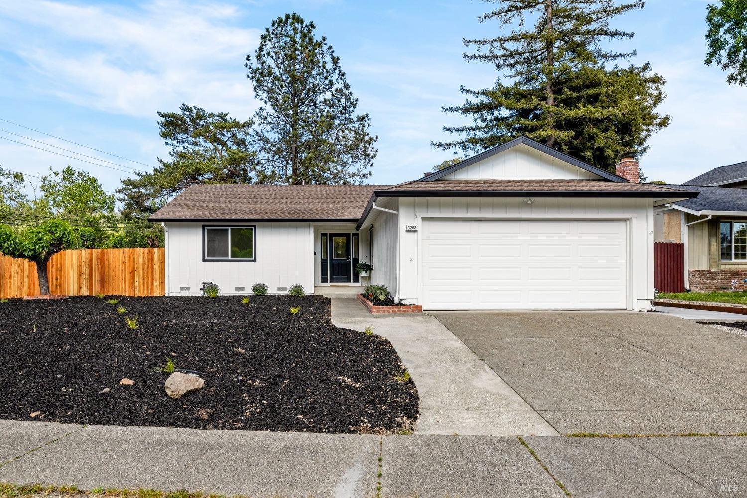 Santa Rosa, California, 95404, United States, 3 Bedrooms Bedrooms, ,2 BathroomsBathrooms,Residential,For Sale,1872467