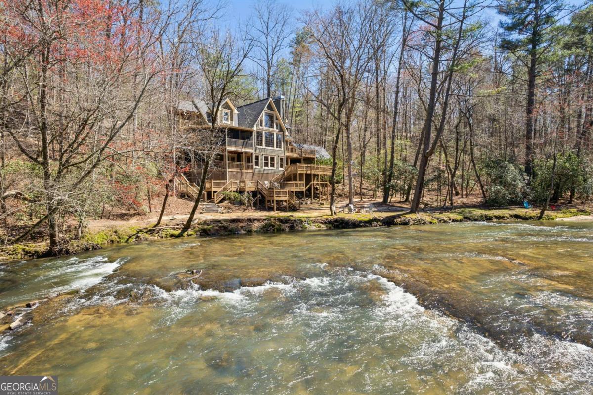 Ellijay, Georgia, 30536, United States, 5 Bedrooms Bedrooms, ,4 BathroomsBathrooms,Residential,For Sale,1880037