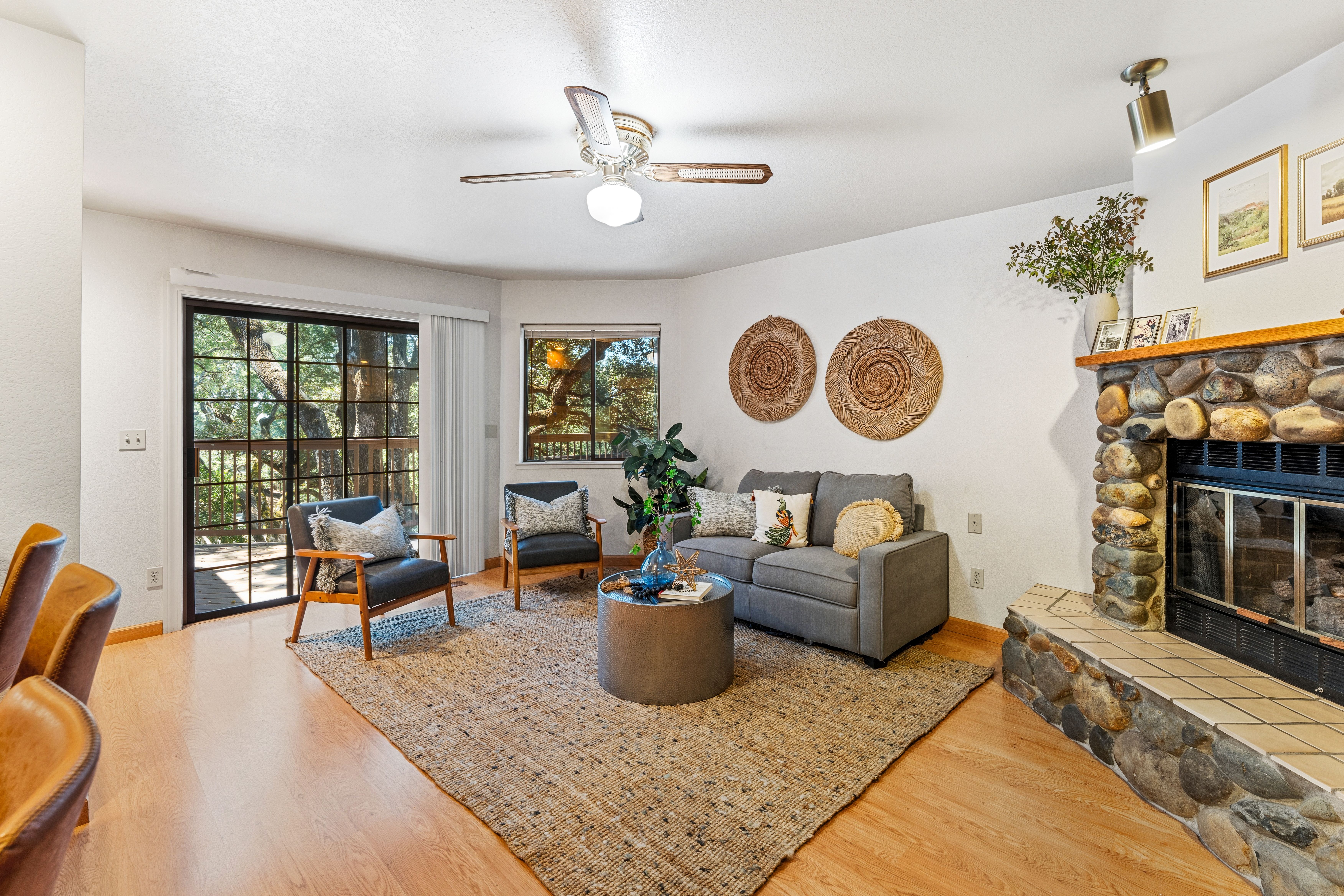  4233 Curragh Oaks Lane, Fair Oaks, CA 95628 - 物件實景