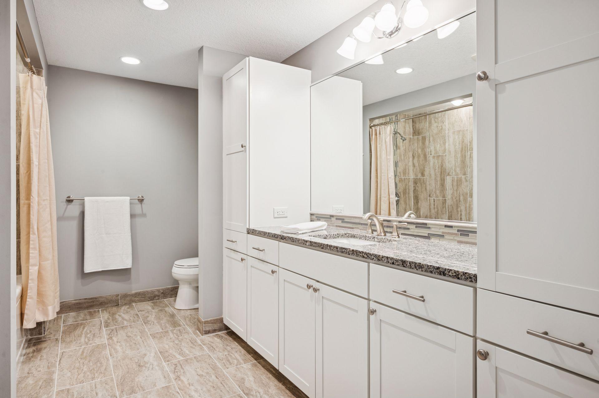 Plymouth, Minnesota, 55447, United States, 5 Bedrooms Bedrooms, ,4 BathroomsBathrooms,Residential,For Sale,1989736