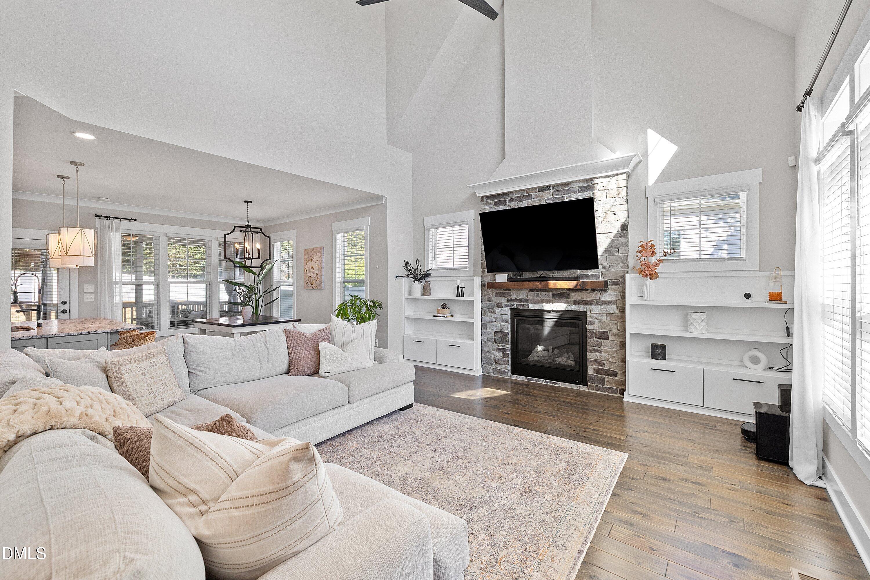 Youngsville, North Carolina, 27596, United States, 3 Bedrooms Bedrooms, ,3 BathroomsBathrooms,Residential,For Sale,1977975