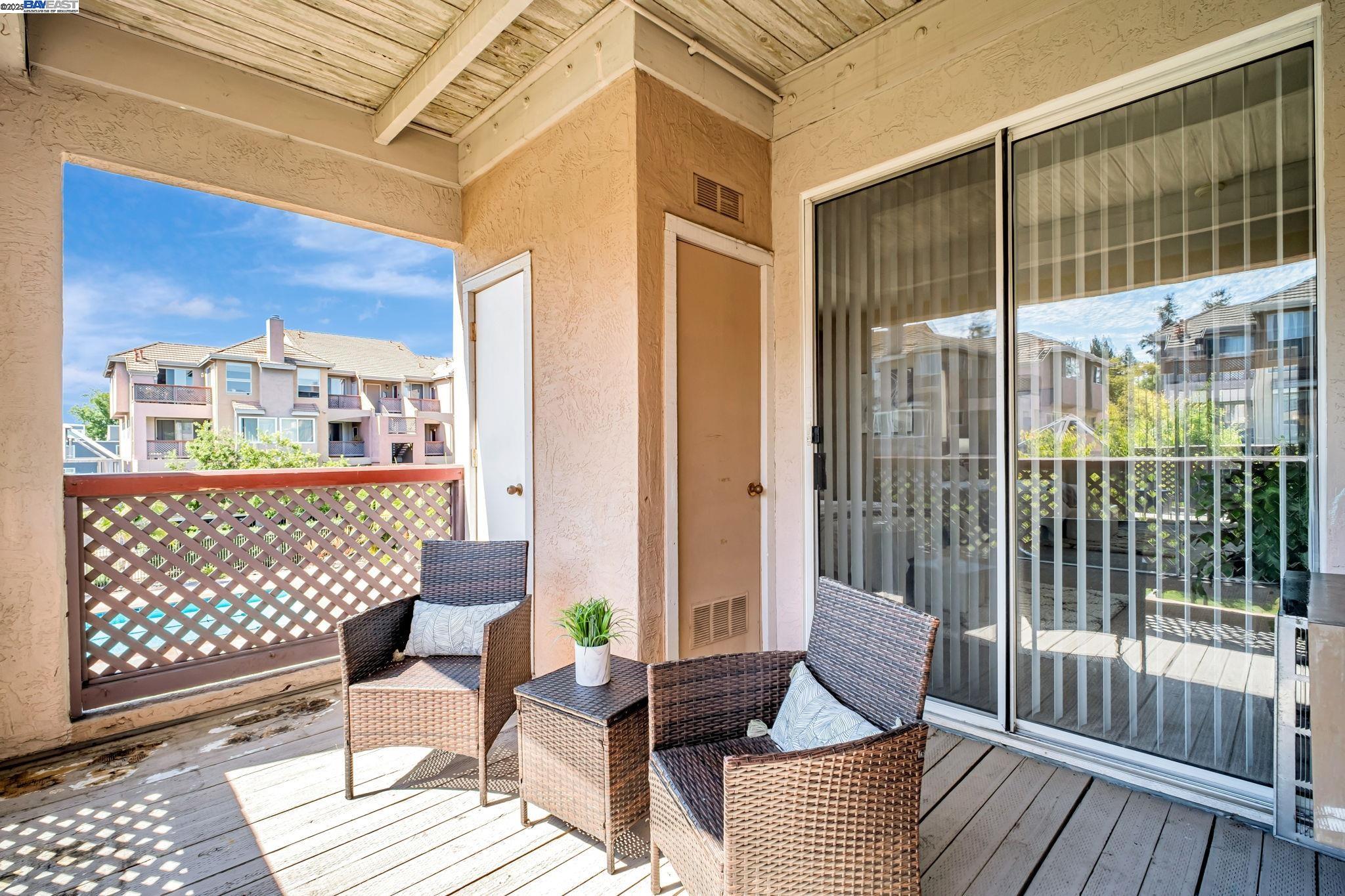 Fremont, California, 94538, United States, 2 Bedrooms Bedrooms, ,2 BathroomsBathrooms,Residential,For Sale,1999718