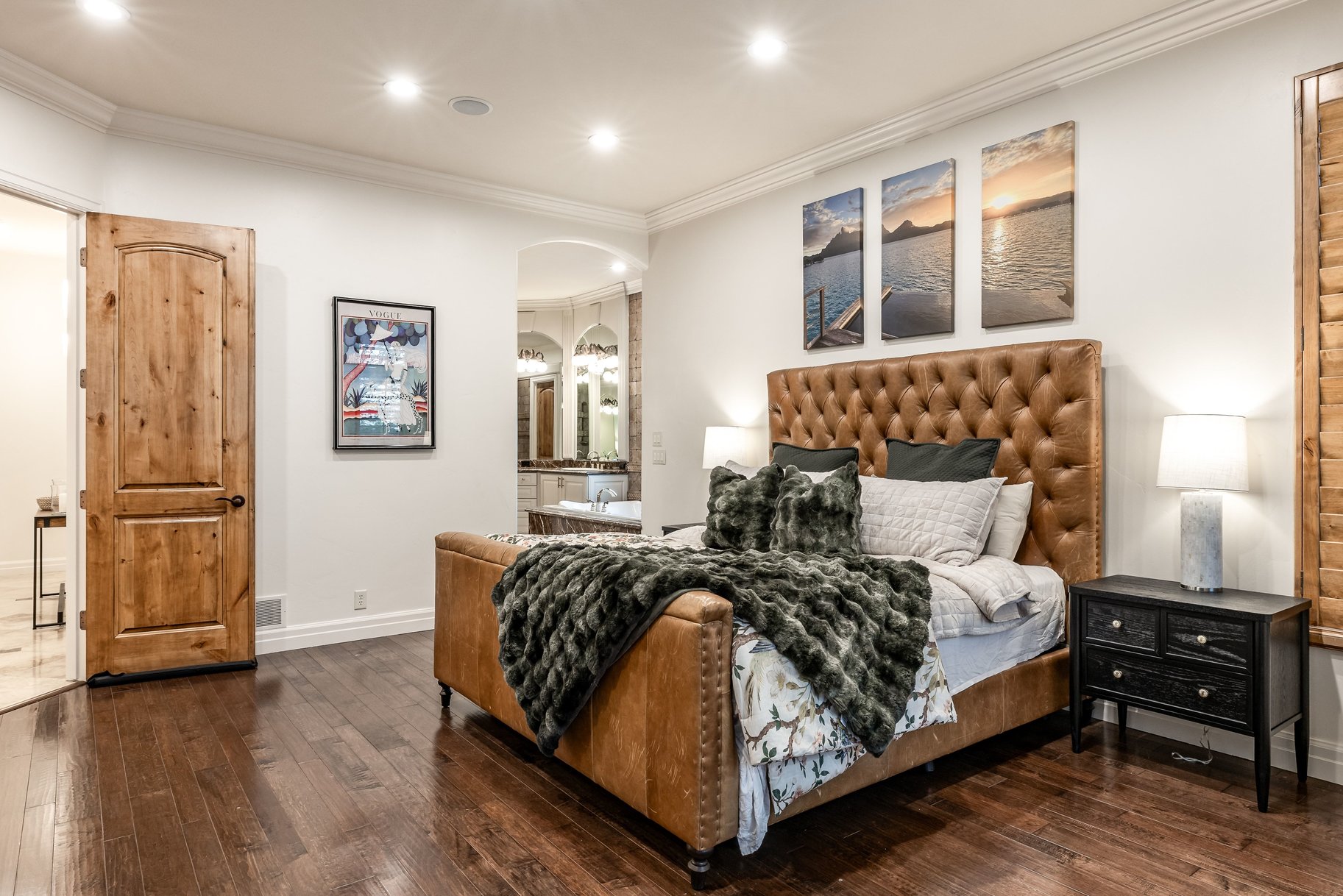  Custom 2-Story Parade Home with Dolphin Bolderscape Grotto Pool & 6 Car Garage - 物件實景