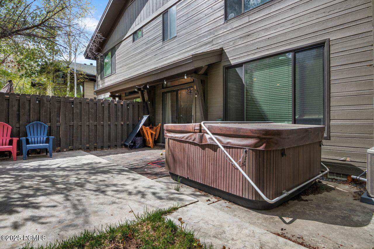 Park City, Utah, 84098, United States, 3 Bedrooms Bedrooms, ,3 BathroomsBathrooms,Residential,For Sale,1826988