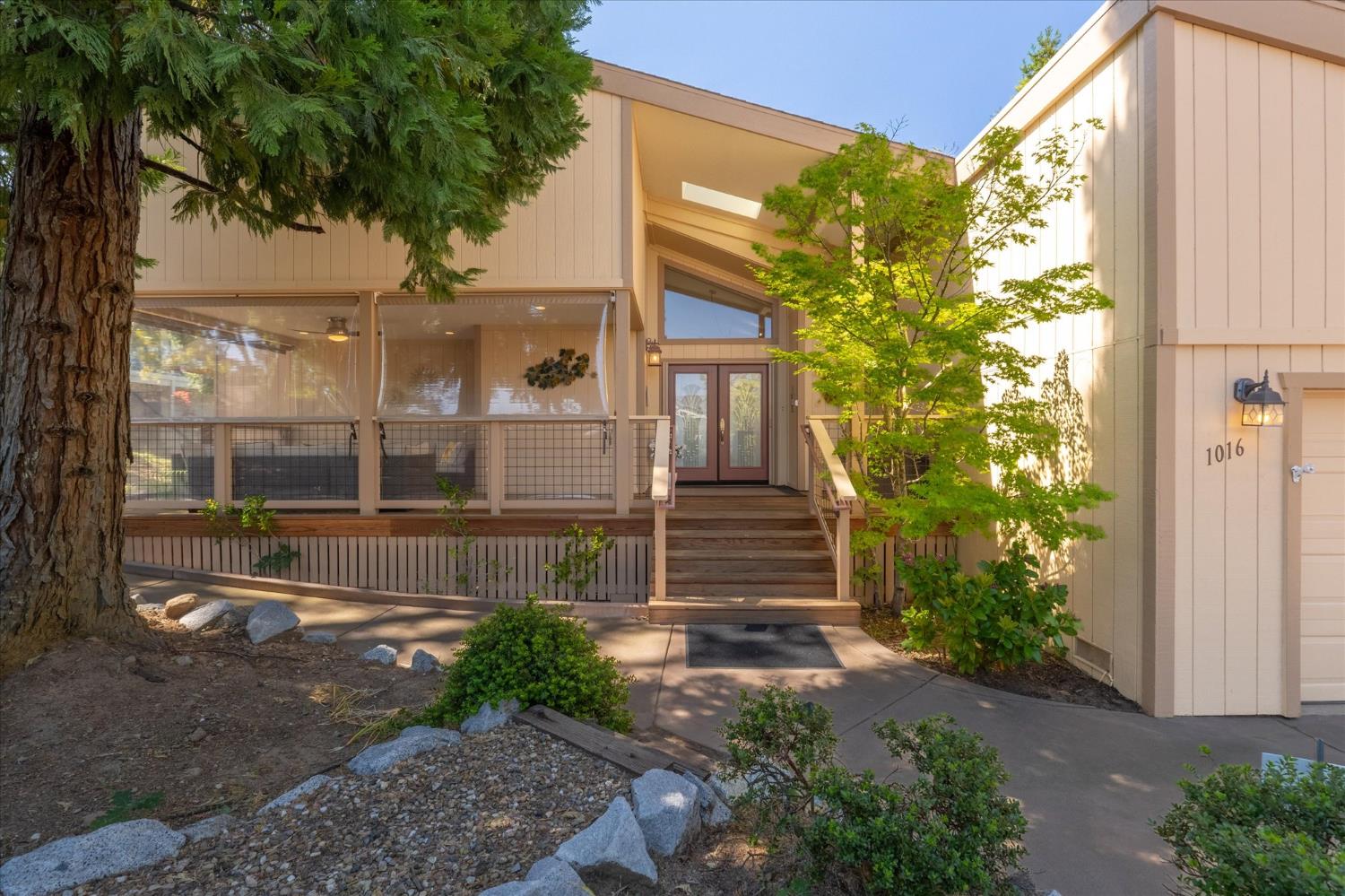 Murphys, California, 95247, United States, 3 Bedrooms Bedrooms, ,2 BathroomsBathrooms,Residential,For Sale,2048867