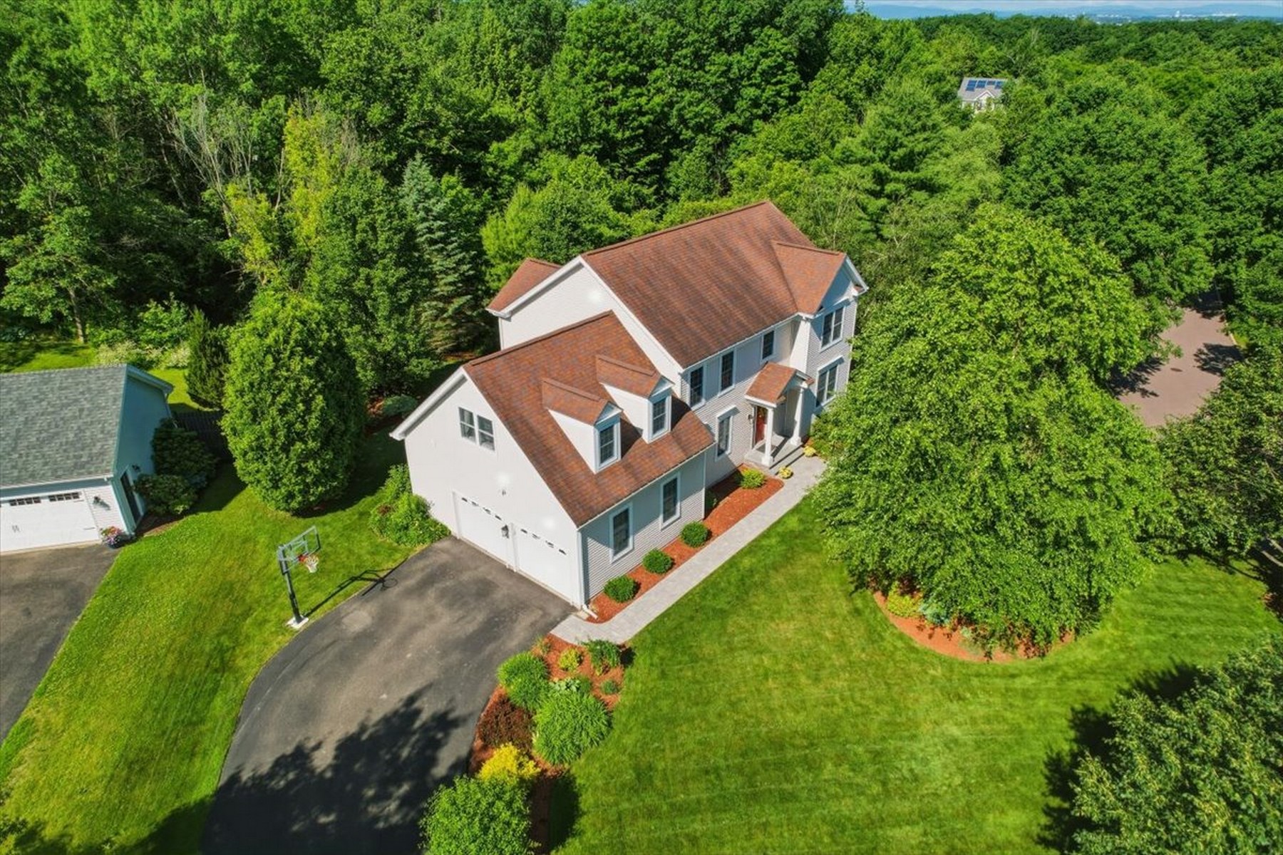  230 Brennan Woods Drive - 物件實景