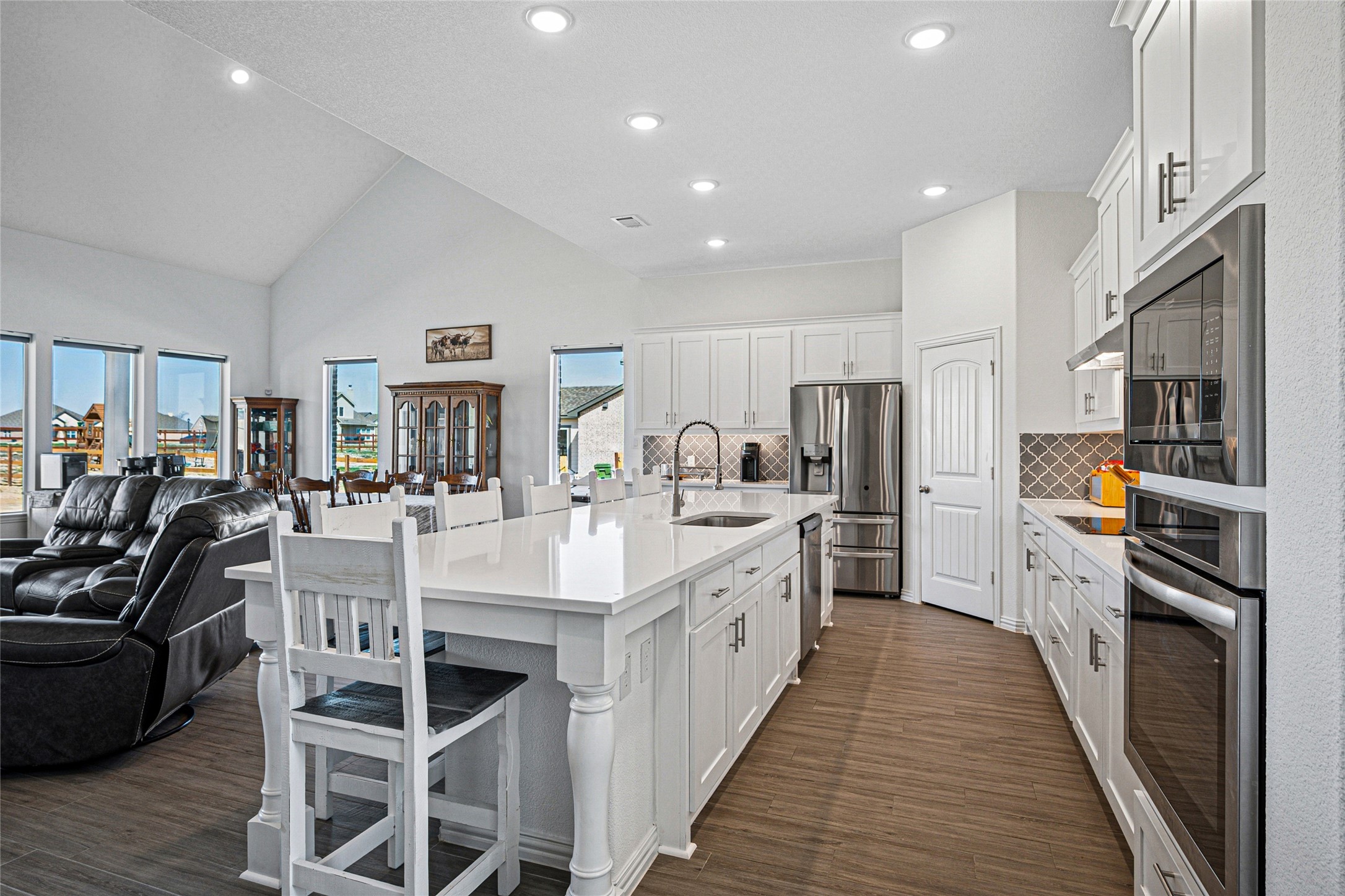 Rhome, Texas, 76078, United States, 4 Bedrooms Bedrooms, ,4 BathroomsBathrooms,Residential,For Sale,1746060