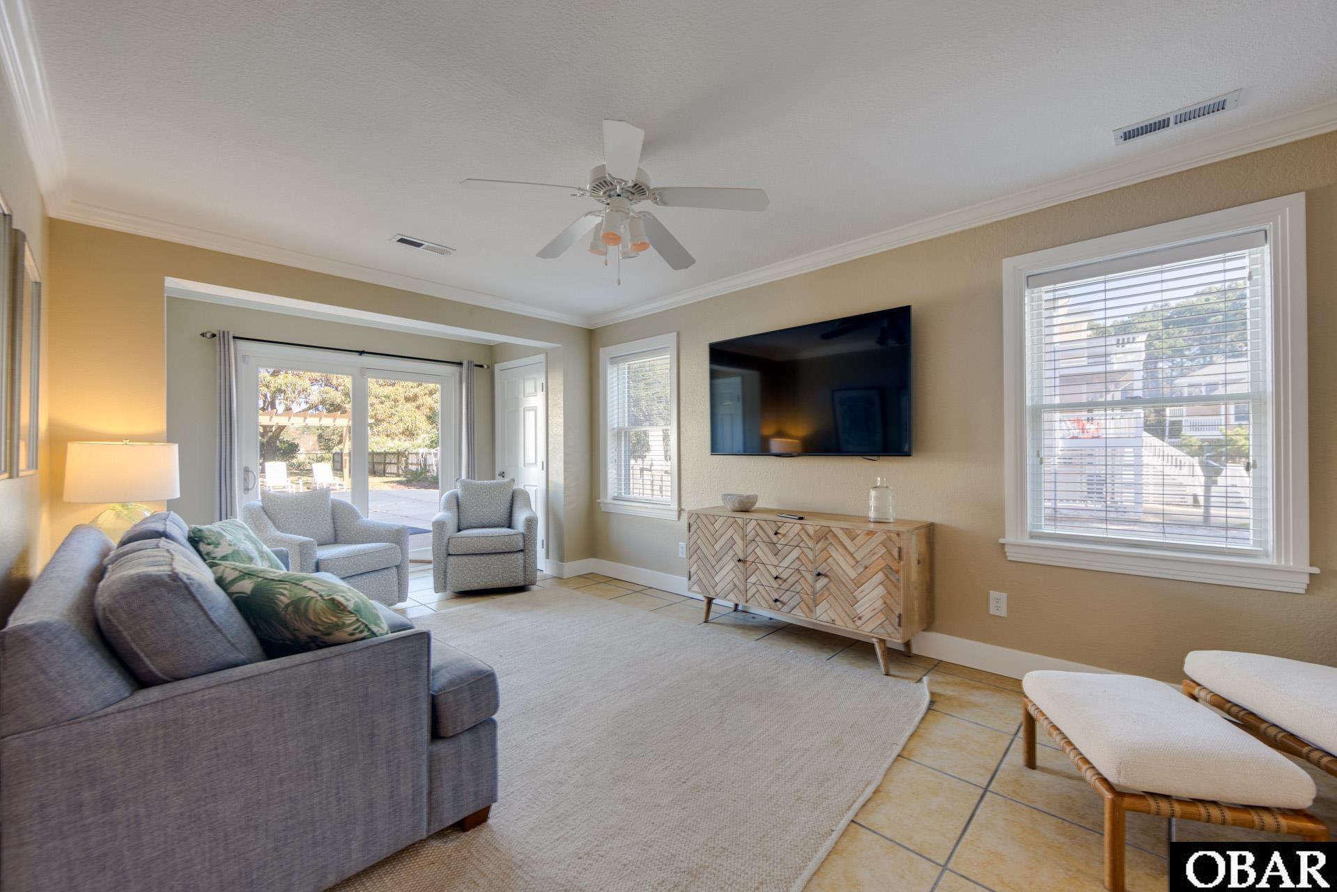 Duck, North Carolina, 27949, United States, 6 Bedrooms Bedrooms, ,7 BathroomsBathrooms,Residential,For Sale,1994366