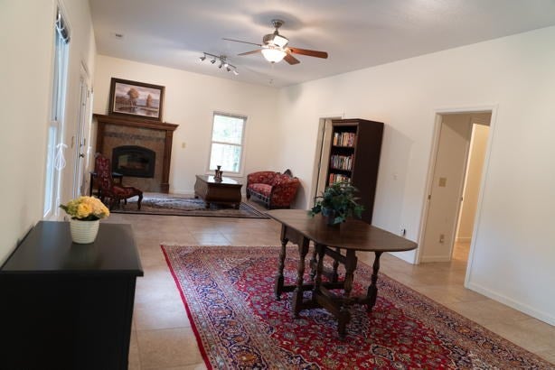 Murphy, North Carolina, 28906, United States, 4 Bedrooms Bedrooms, ,4 BathroomsBathrooms,Residential,For Sale,1989693