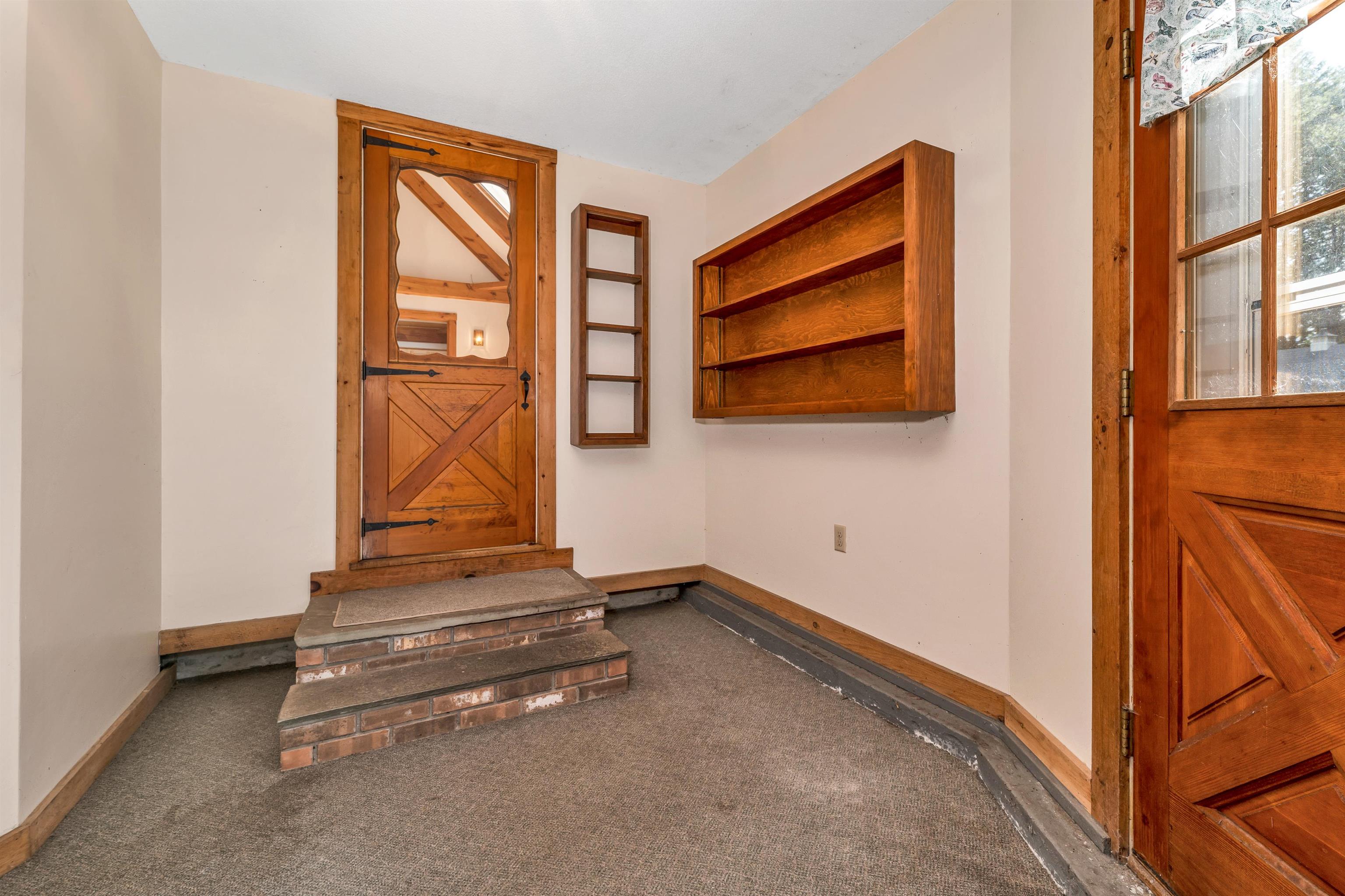 Chesterfield, New Hampshire, 03466, United States, 4 Bedrooms Bedrooms, ,2 BathroomsBathrooms,Residential,For Sale,1934189