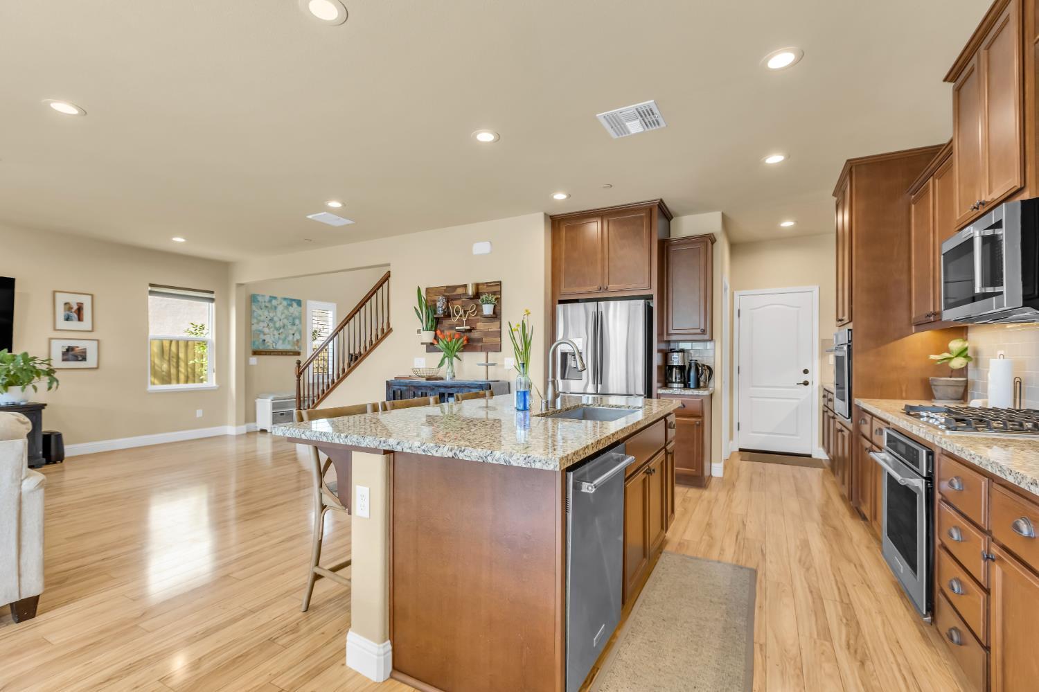 Rocklin, California, 95765, United States, 4 Bedrooms Bedrooms, ,3 BathroomsBathrooms,Residential,For Sale,1914175