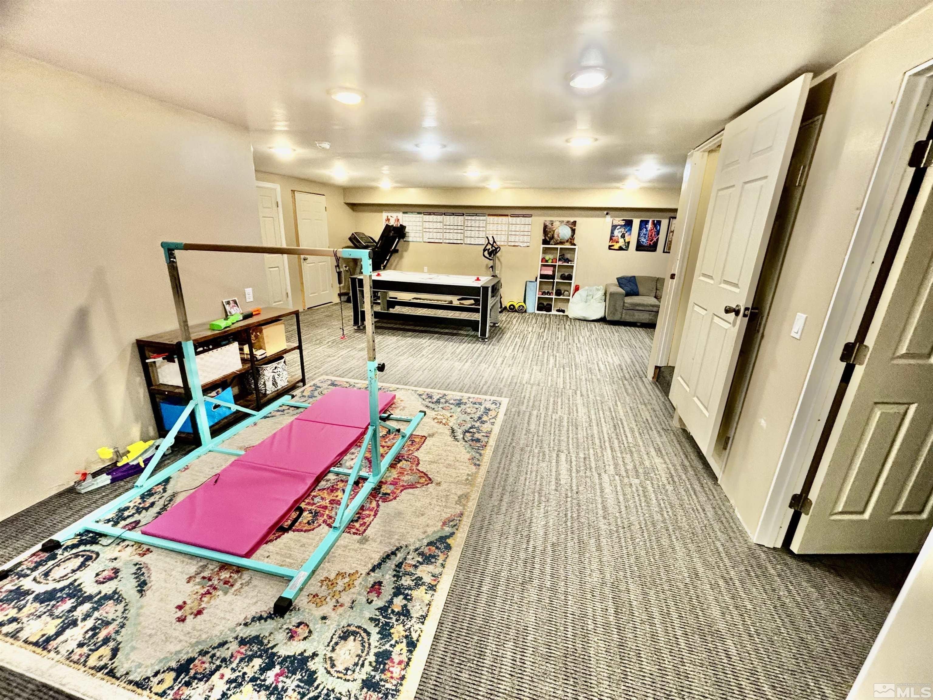 Winnemucca, Nevada, 89445, United States, 5 Bedrooms Bedrooms, ,4 BathroomsBathrooms,Residential,For Sale,1975450