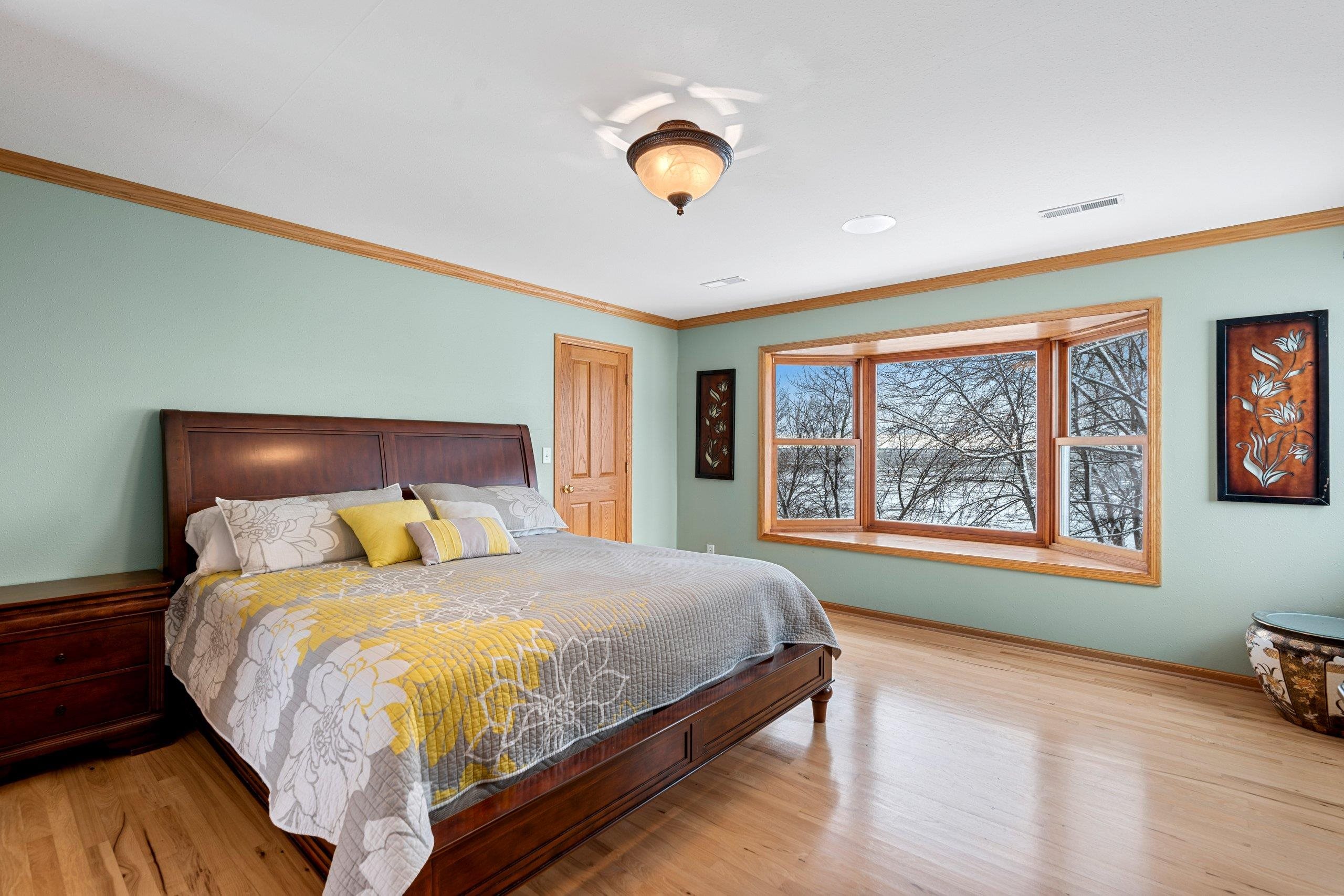 CHILTON, Wisconsin, 53014, United States, 5 Bedrooms Bedrooms, ,6 BathroomsBathrooms,Residential,For Sale,1927210