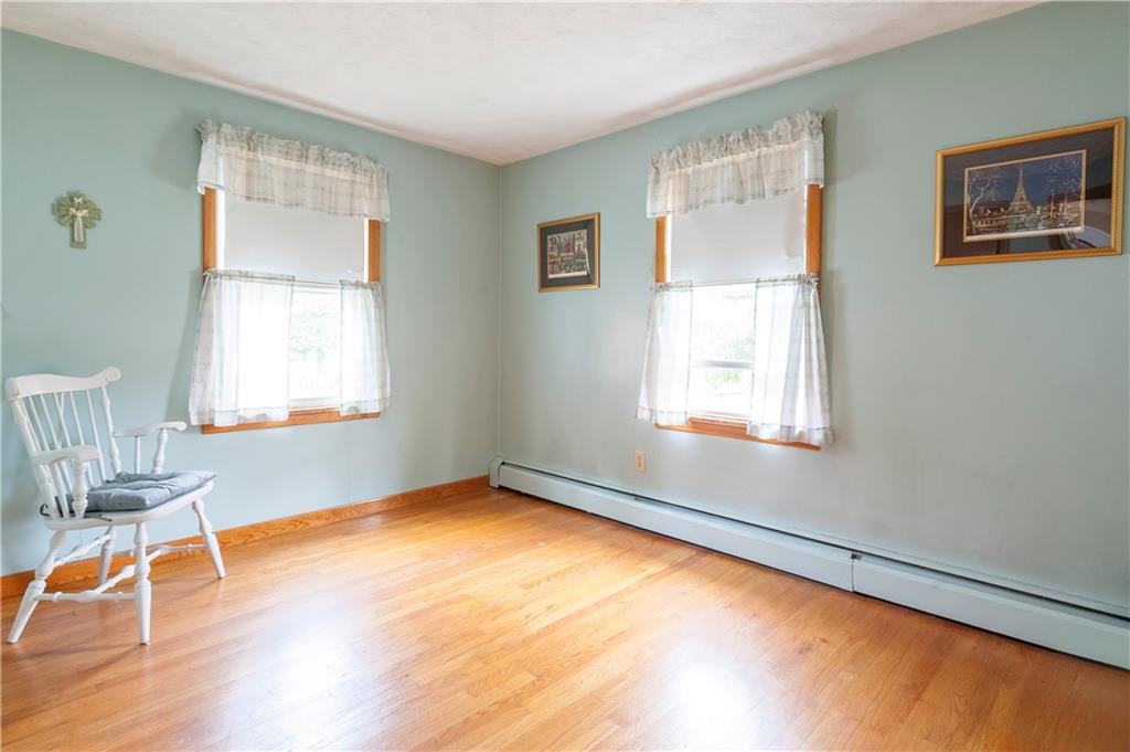 West Warwick, Rhode Island, 02893, United States, 6 Bedrooms Bedrooms, ,2 BathroomsBathrooms,Residential,For Sale,1973795