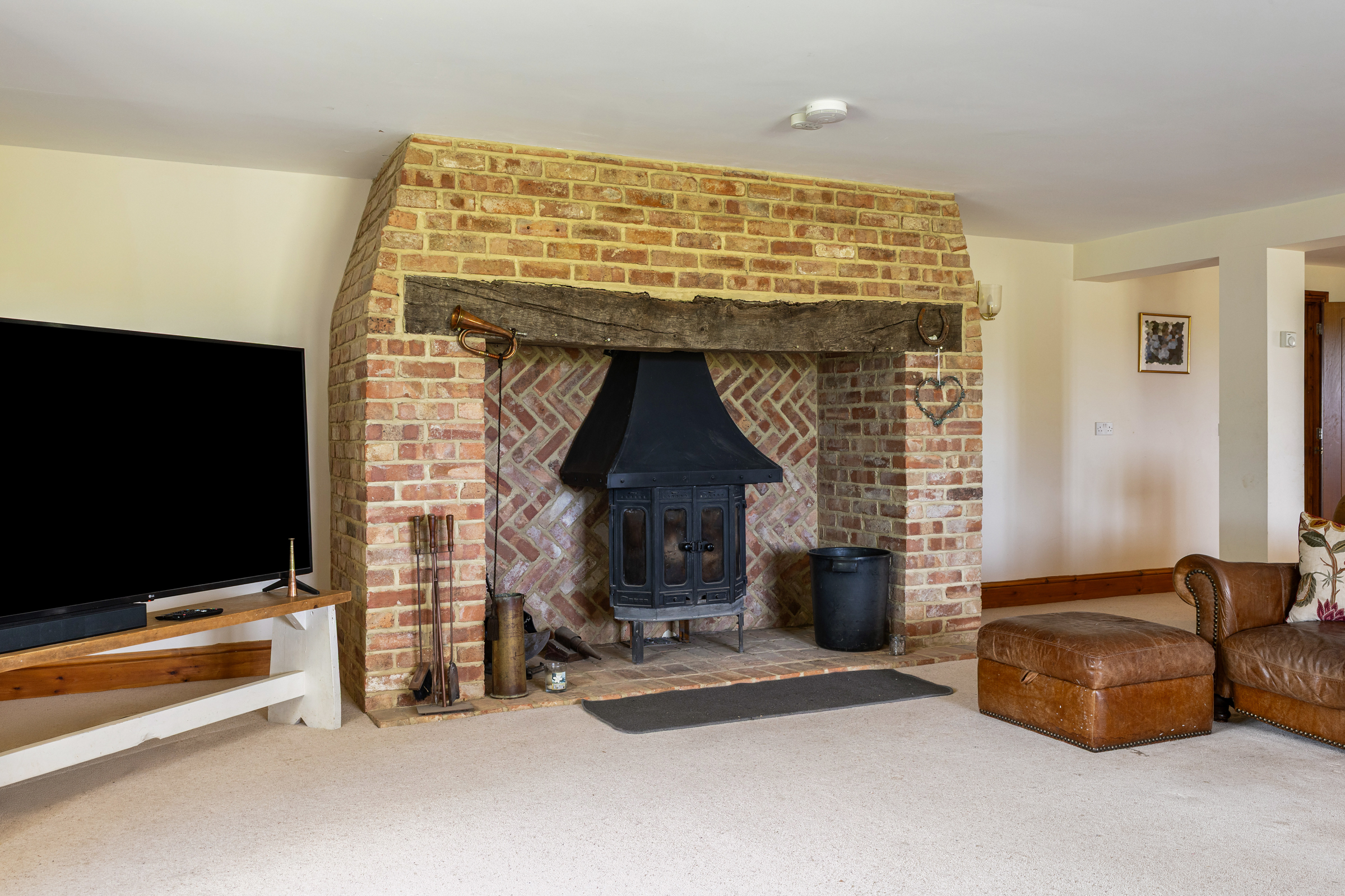  A substantial Oxfordshire farmhouse with over 9,200 sq ft of accommodation and 4 - 物件實景