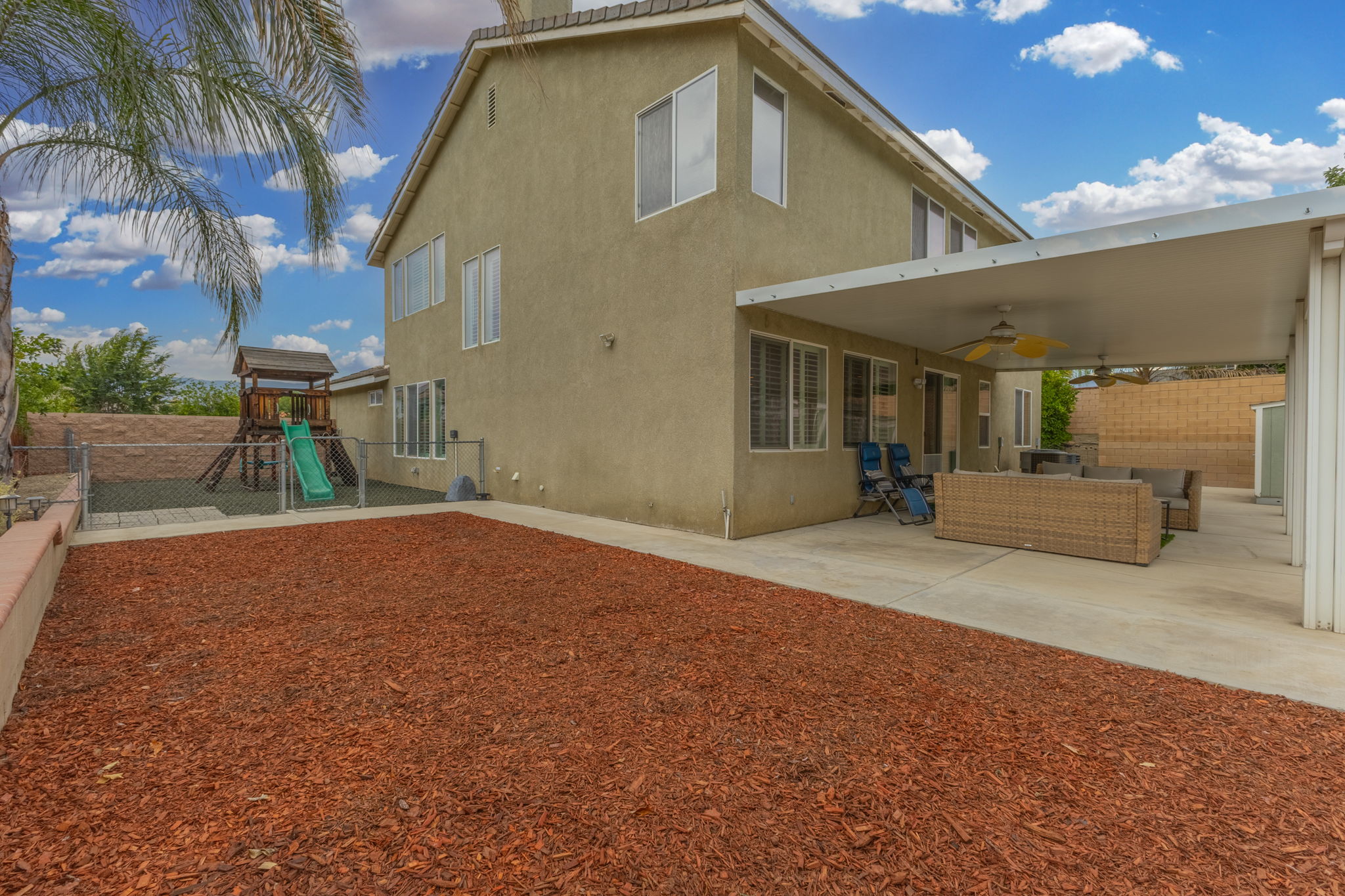 Redlands, California, 92374, United States, 6 Bedrooms Bedrooms, ,4 BathroomsBathrooms,Residential,For Sale,1923576
