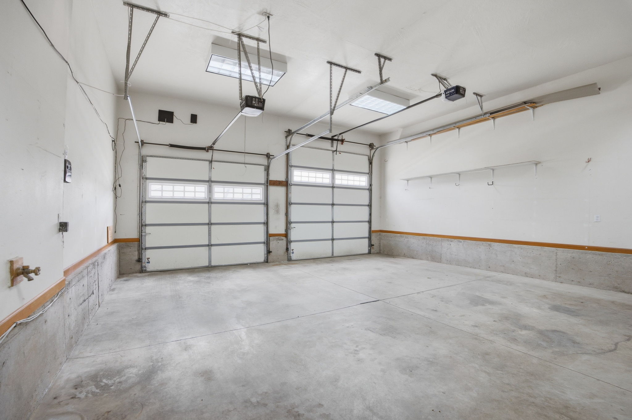  6001 Hobson Lane - 物件實景