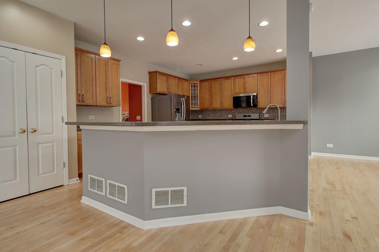 Plainfield, Illinois, 60585, United States, 4 Bedrooms Bedrooms, ,3 BathroomsBathrooms,Residential,For Sale,1729371
