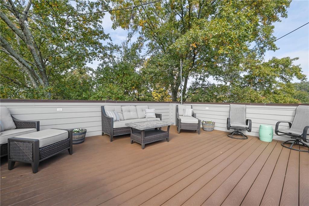 Atlanta, Georgia, 30316, United States, 2 Bedrooms Bedrooms, ,4 BathroomsBathrooms,Residential,For Sale,2007834