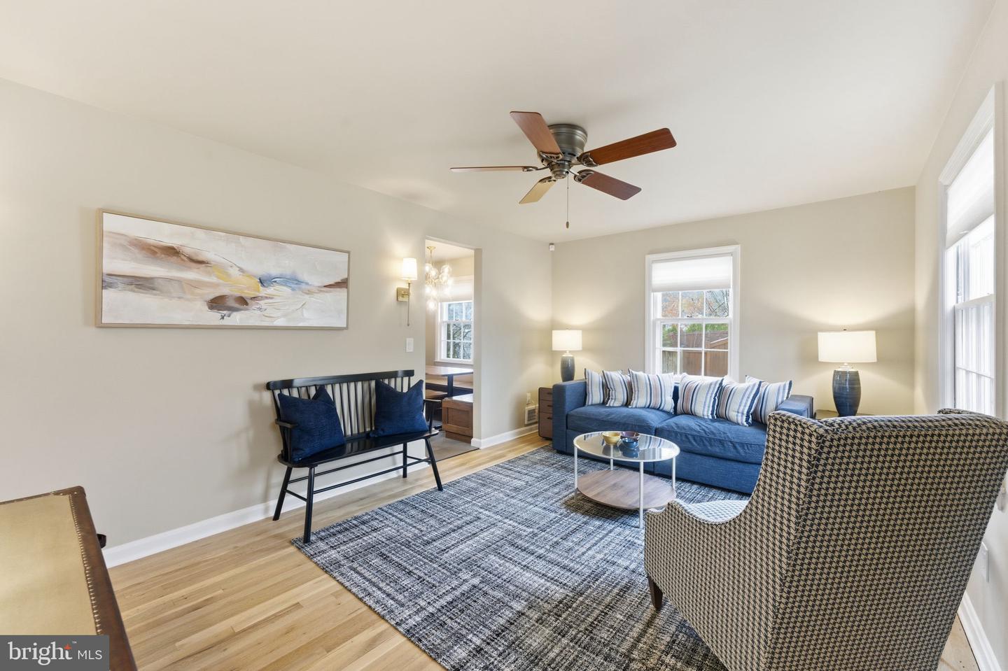 Kensington, Maryland, 20895, United States, 3 Bedrooms Bedrooms, ,2 BathroomsBathrooms,Residential,For Sale,1999038