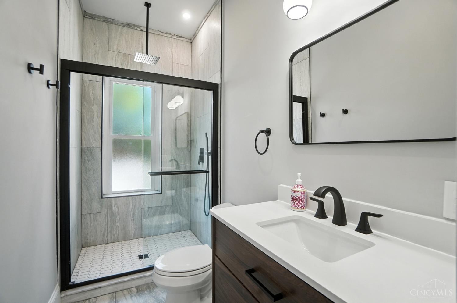 Cincinnati, Ohio, 45214, United States, 4 Bedrooms Bedrooms, ,3 BathroomsBathrooms,Residential,For Sale,1955713