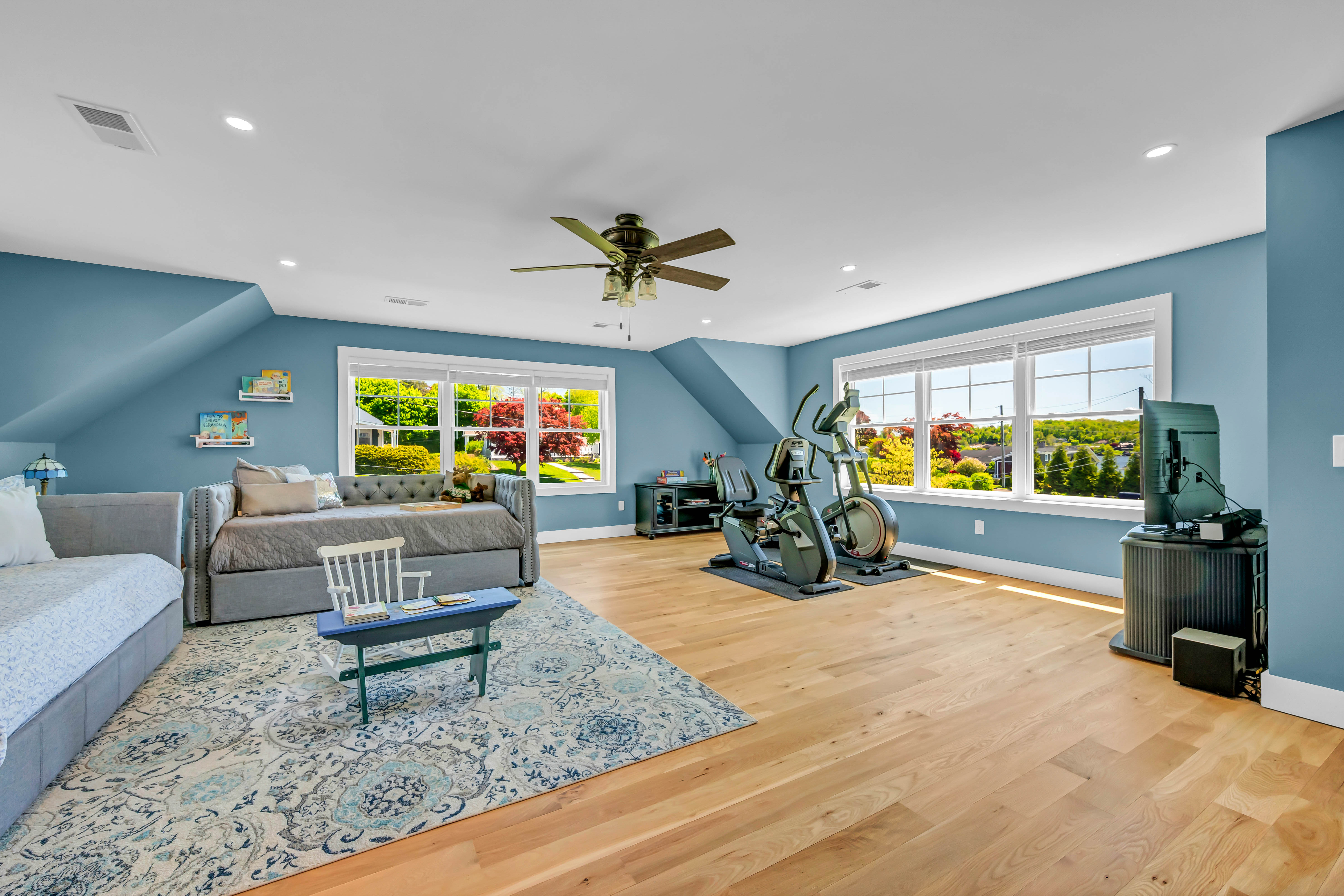  Amazing Direct Waterfront Home on Candlewood Lake - 物件實景
