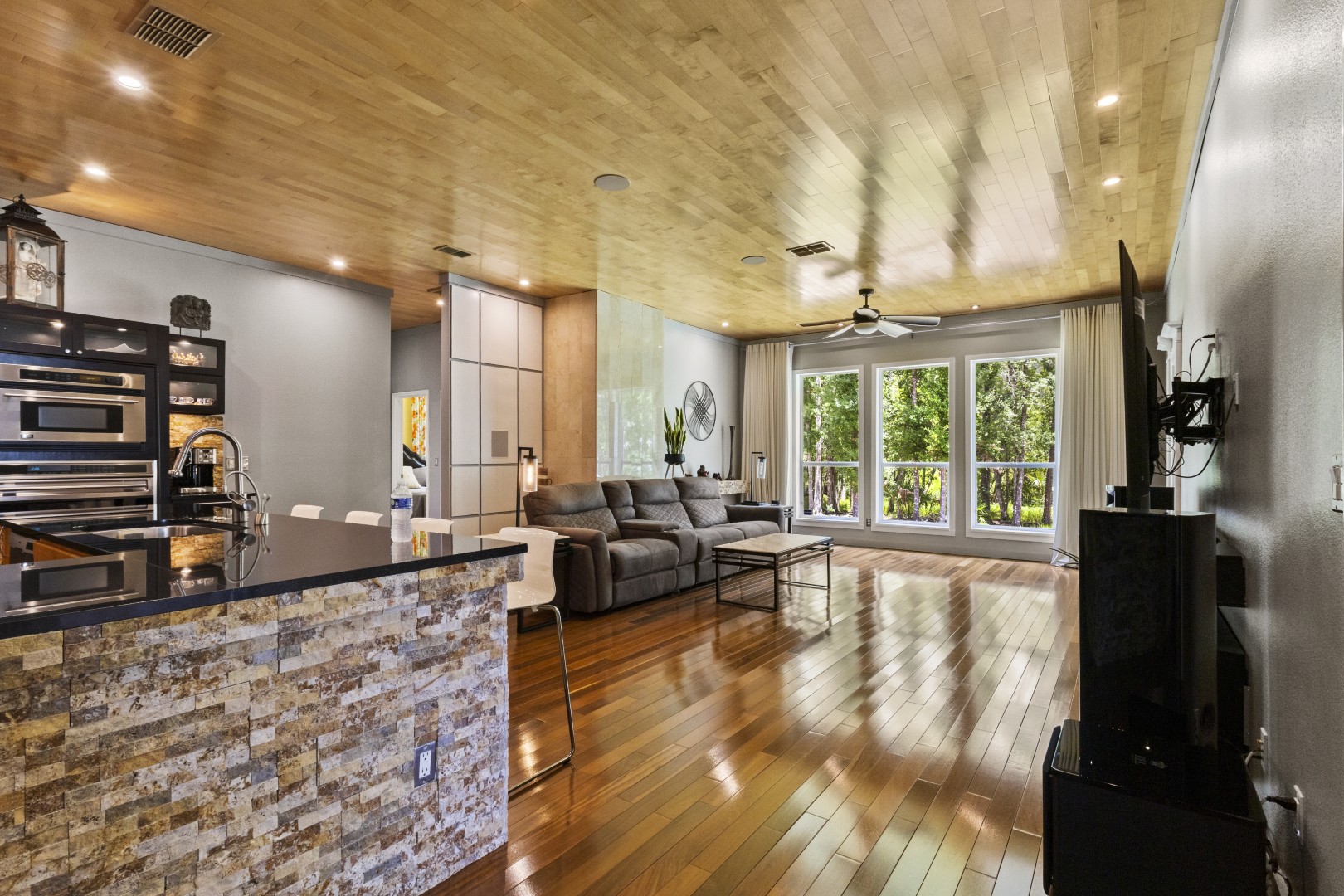 Wesley Chapel, Florida, 33544, United States, 3 Bedrooms Bedrooms, ,2 BathroomsBathrooms,Residential,For Sale,1973776