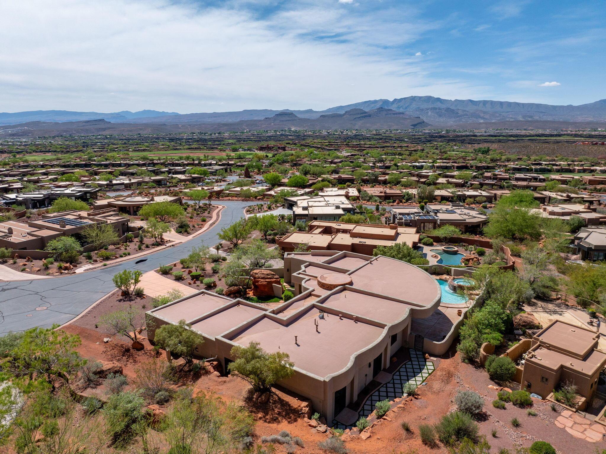 St George, Utah, 84770, United States, 4 Bedrooms Bedrooms, ,5 BathroomsBathrooms,Residential,For Sale,1976696