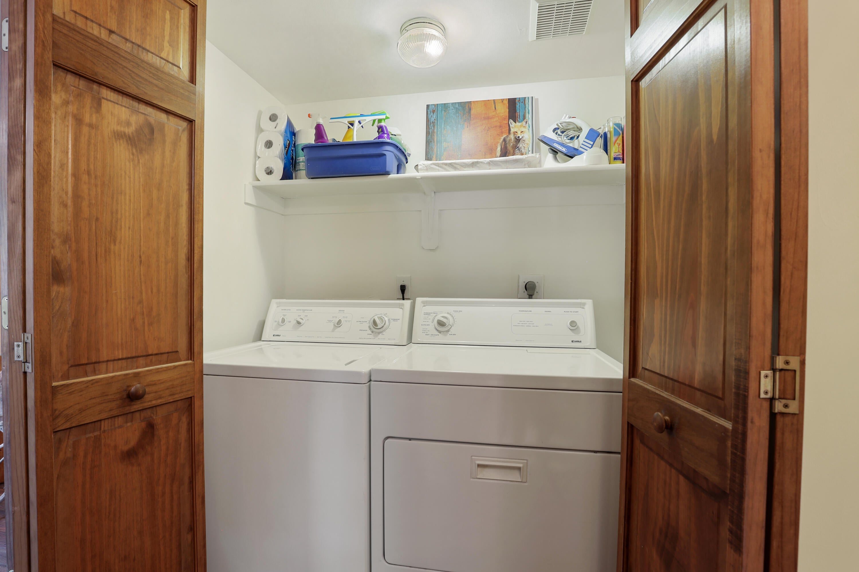 Pine, Arizona, 85544, United States, 2 Bedrooms Bedrooms, ,2 BathroomsBathrooms,Residential,For Sale,1917877
