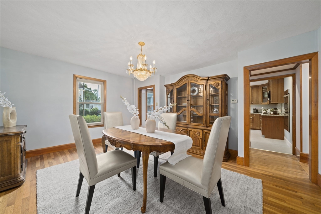 Newton, Massachusetts, 02458, United States, 3 Bedrooms Bedrooms, ,2 BathroomsBathrooms,Residential,For Sale,1939468