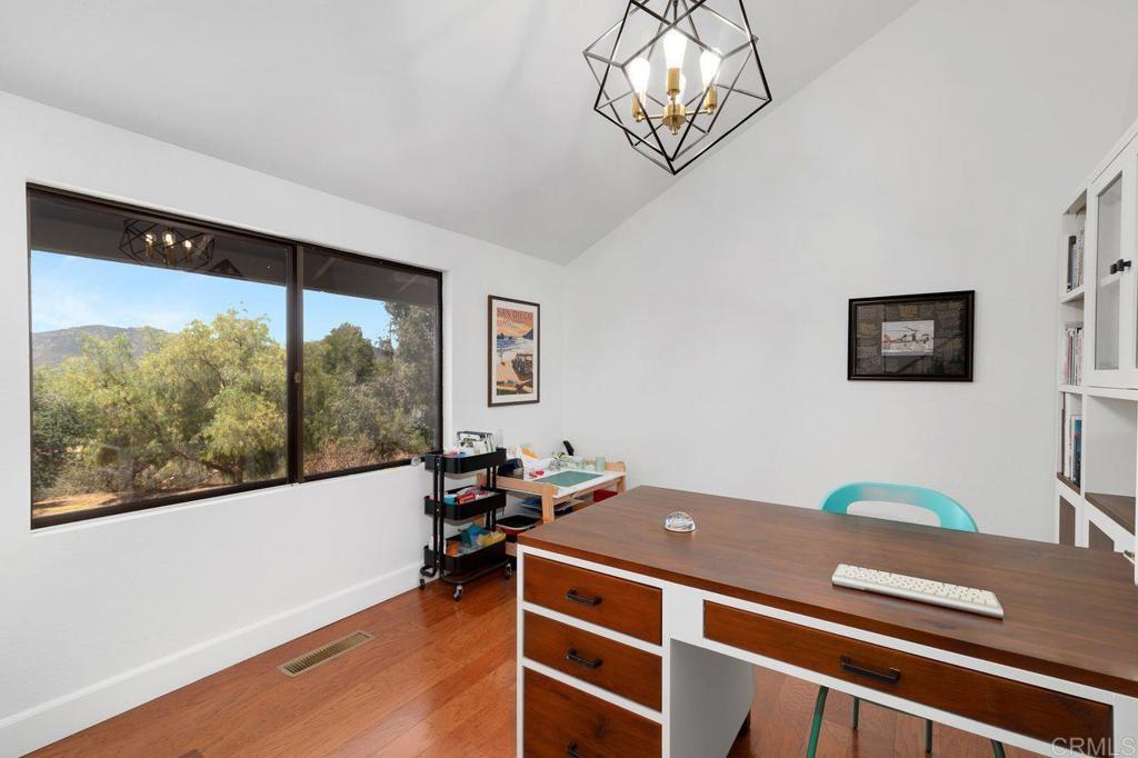 Escondido, California, 92029, United States, 3 Bedrooms Bedrooms, ,3 BathroomsBathrooms,Residential,For Sale,1905867