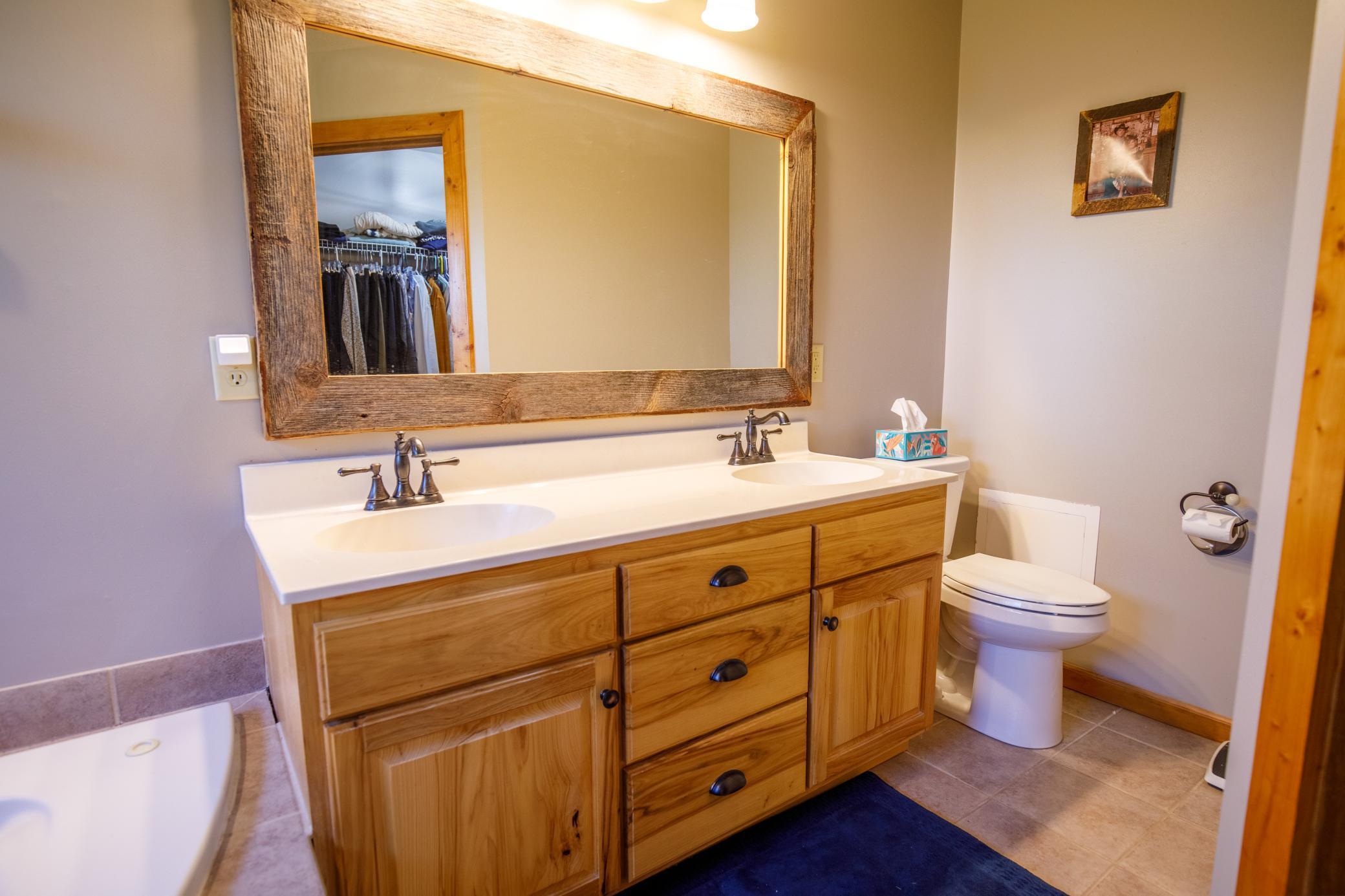Breezy Point, Minnesota, 56472, United States, 5 Bedrooms Bedrooms, ,3 BathroomsBathrooms,Residential,For Sale,1906827