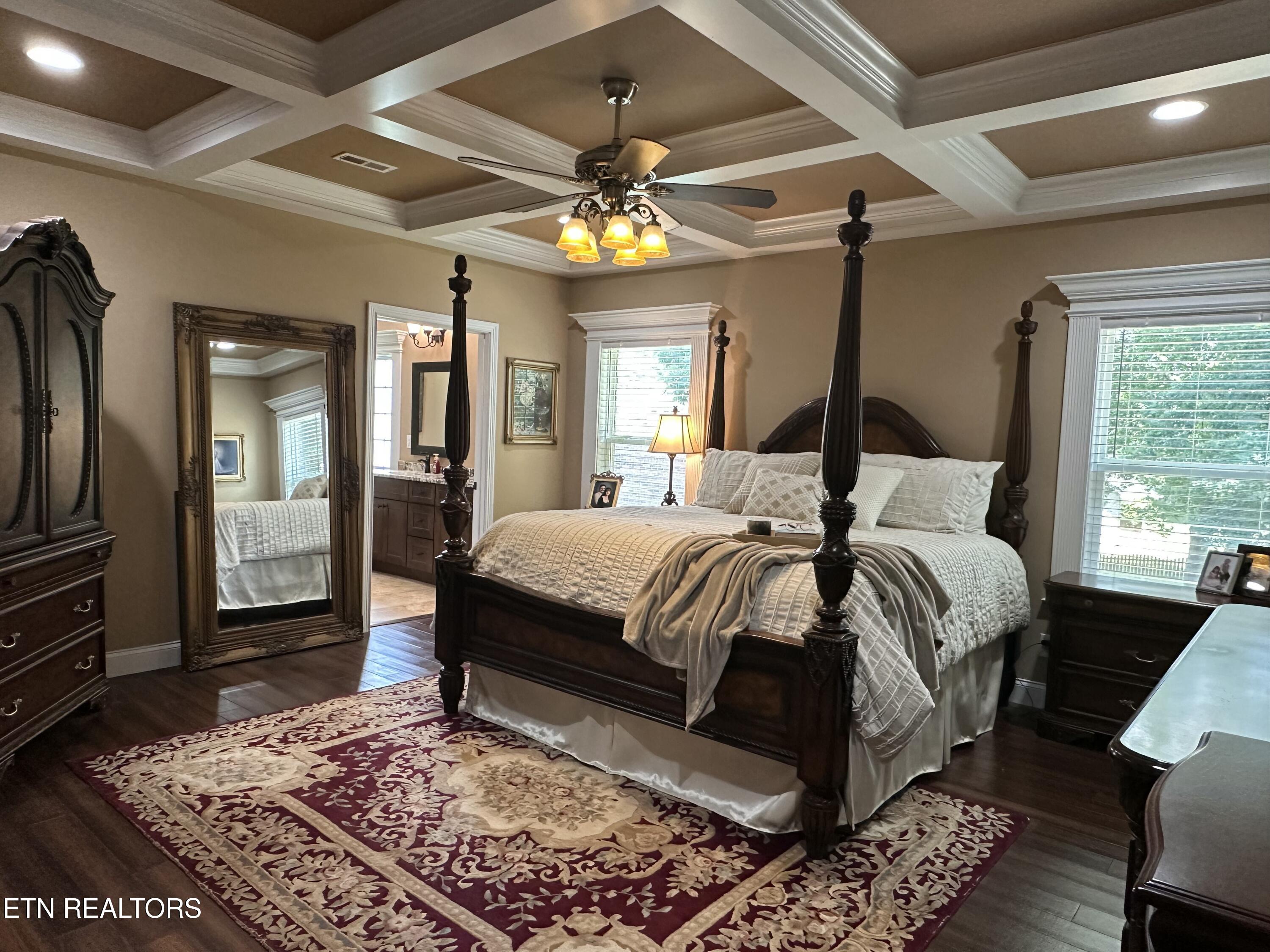 Maryville, Tennessee, 37804, United States, 5 Bedrooms Bedrooms, ,3 BathroomsBathrooms,Residential,For Sale,1927835