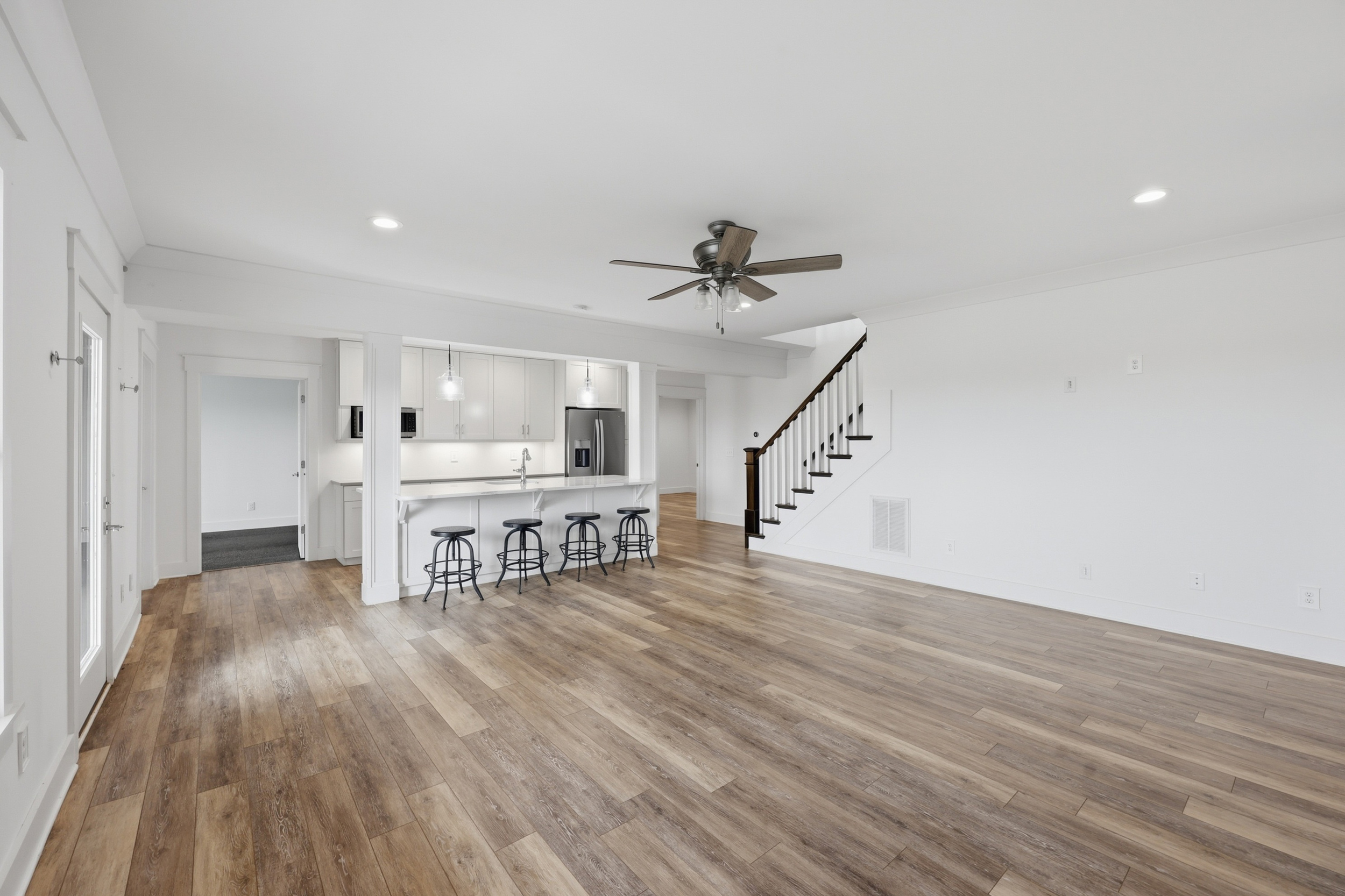  300 Prestwick Circle - 物件實景
