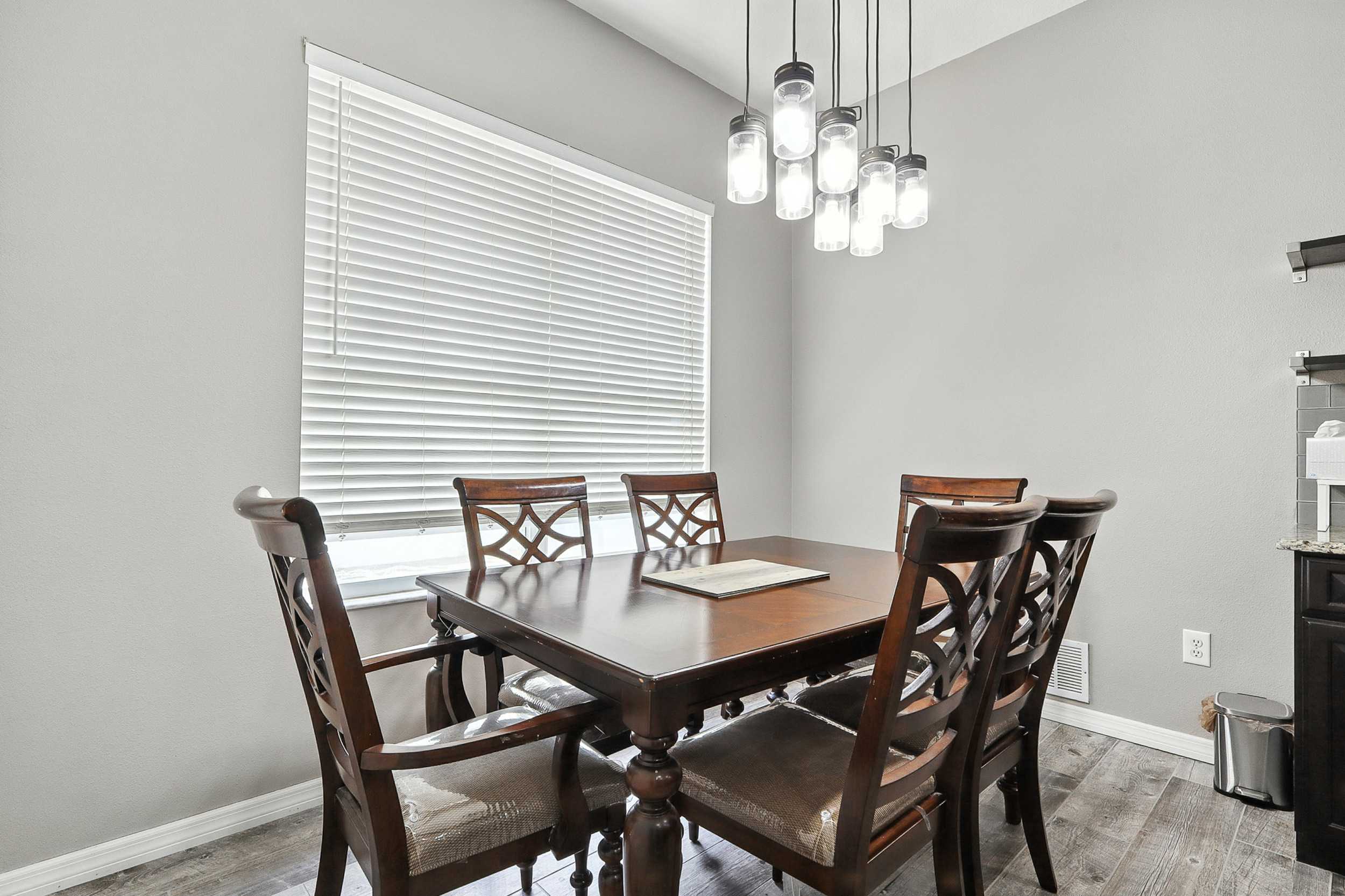 LUTZ, Florida, 33558, United States, 3 Bedrooms Bedrooms, ,2 BathroomsBathrooms,Residential,For Sale,1981112