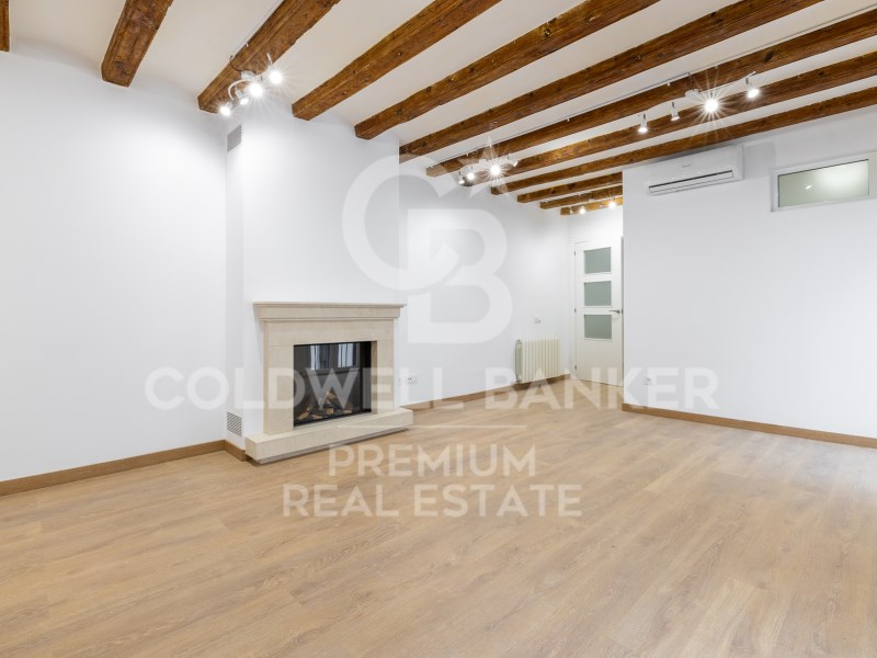 Barcelona Capital, Catalonia, ES, 4 Bedrooms Bedrooms, ,2 BathroomsBathrooms,Residential,For Sale,1752562
