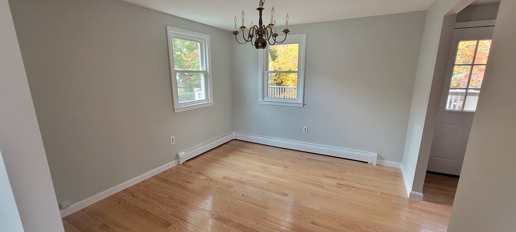 Reading, Massachusetts, 01867, United States, 3 Bedrooms Bedrooms, ,2 BathroomsBathrooms,Residential,For Sale,1982944