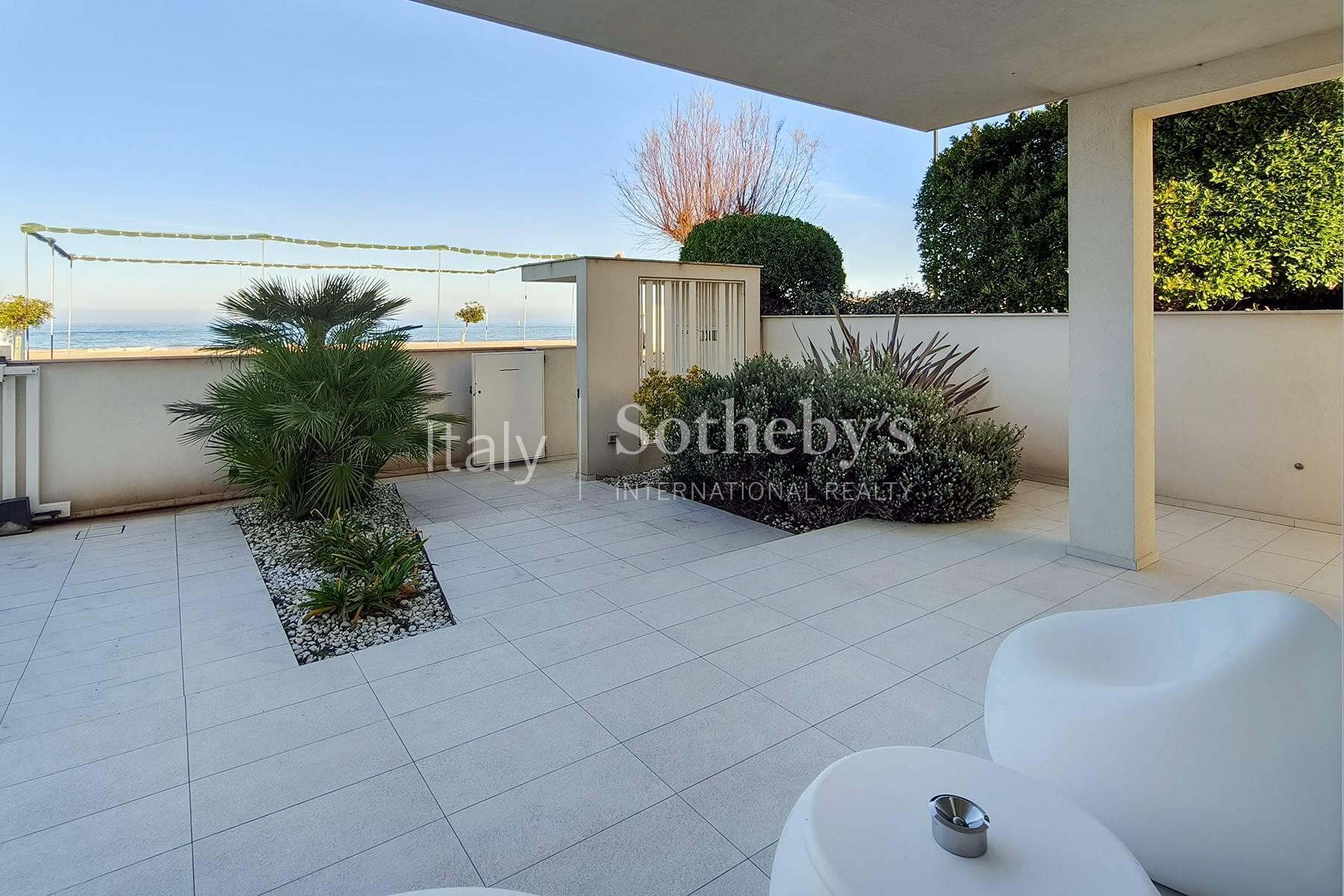  Rare Contemporary Seafront Residence in Le Marche - 物件實景