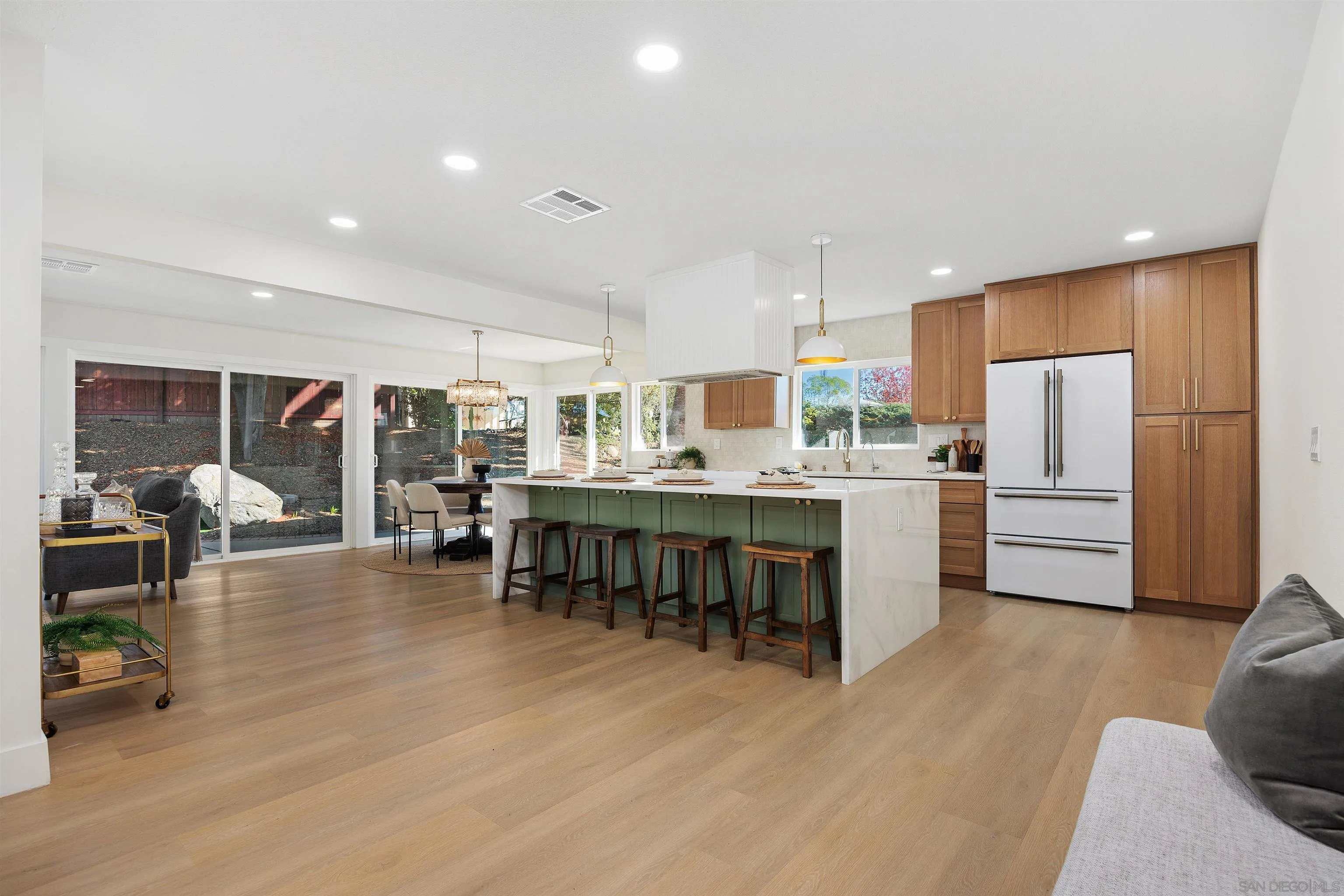 San Diego, California, 92128, United States, 3 Bedrooms Bedrooms, ,2 BathroomsBathrooms,Residential,For Sale,1999575