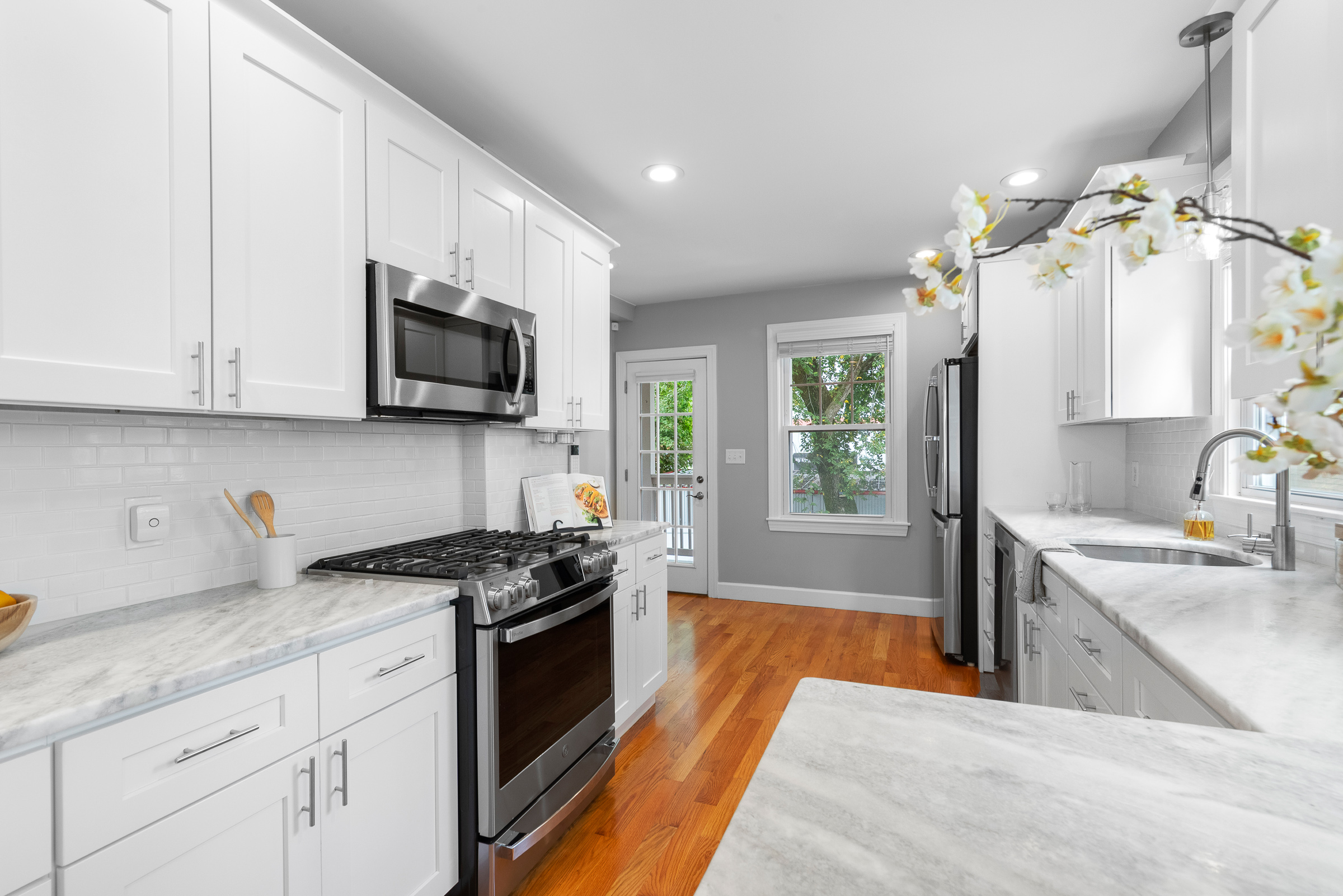  13 Laurel Street, Unit 1, Arlington, MA, 02476 - 物件實景