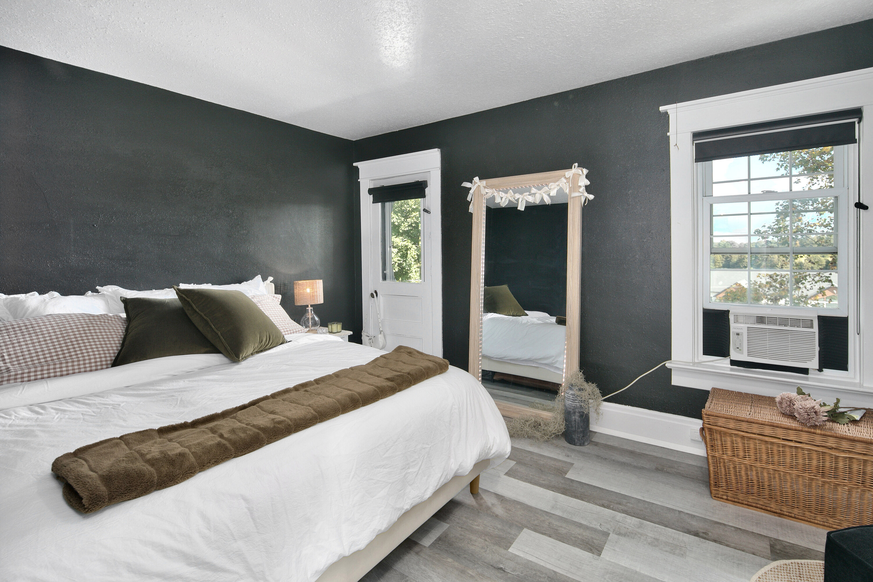  Charming Century Home - 物件實景