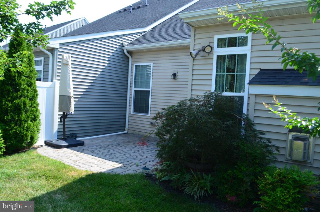 Frederick, Maryland, 21703, United States, 3 Bedrooms Bedrooms, ,3 BathroomsBathrooms,Residential,For Sale,1935549