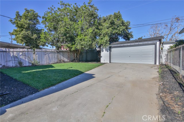 Los Angeles, California, 90044, United States, 2 Bedrooms Bedrooms, ,1 BathroomBathrooms,Residential,For Sale,2008191