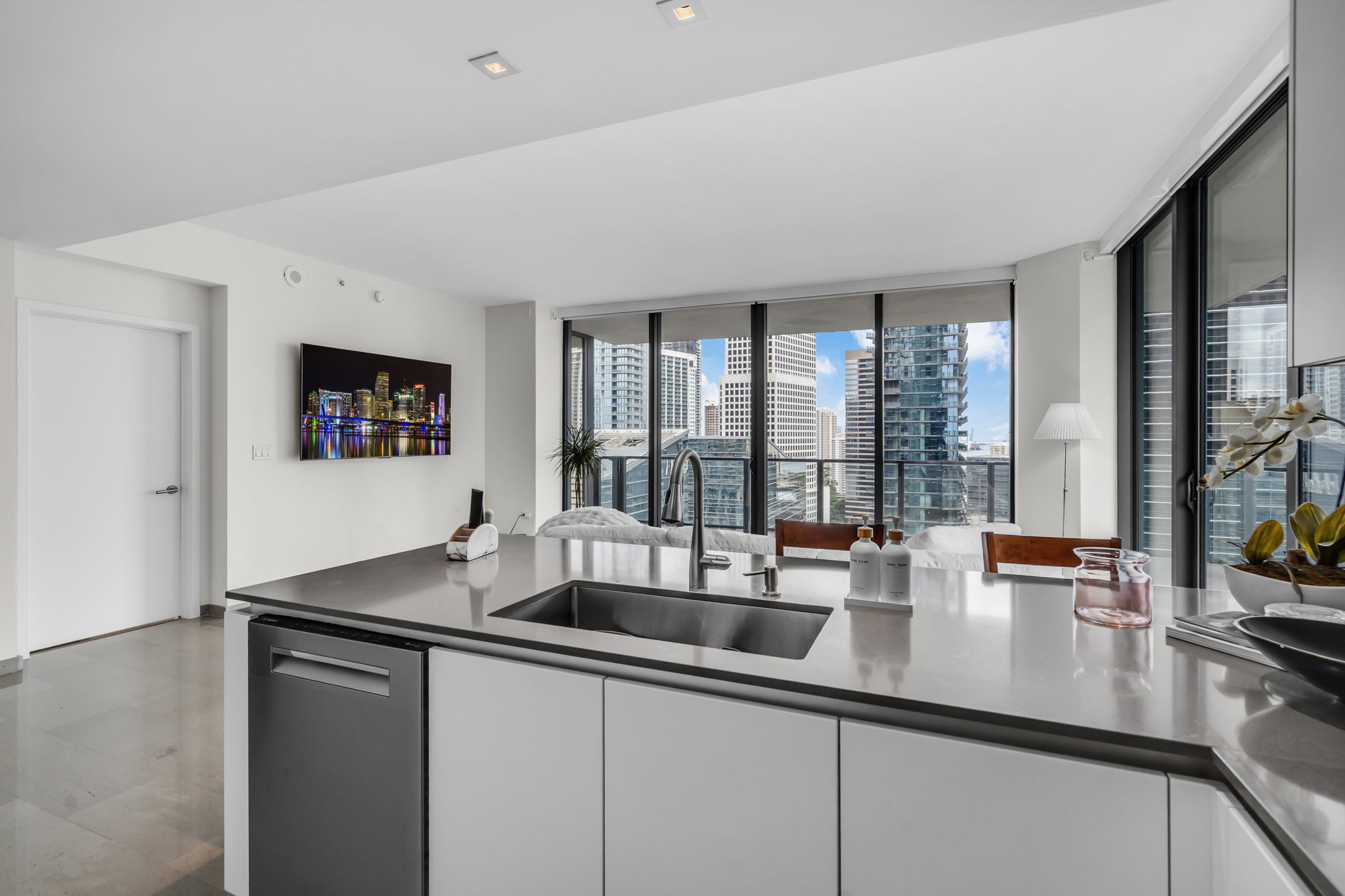  88 SW 7th St, Miami, FL, 33130 - 物件實景