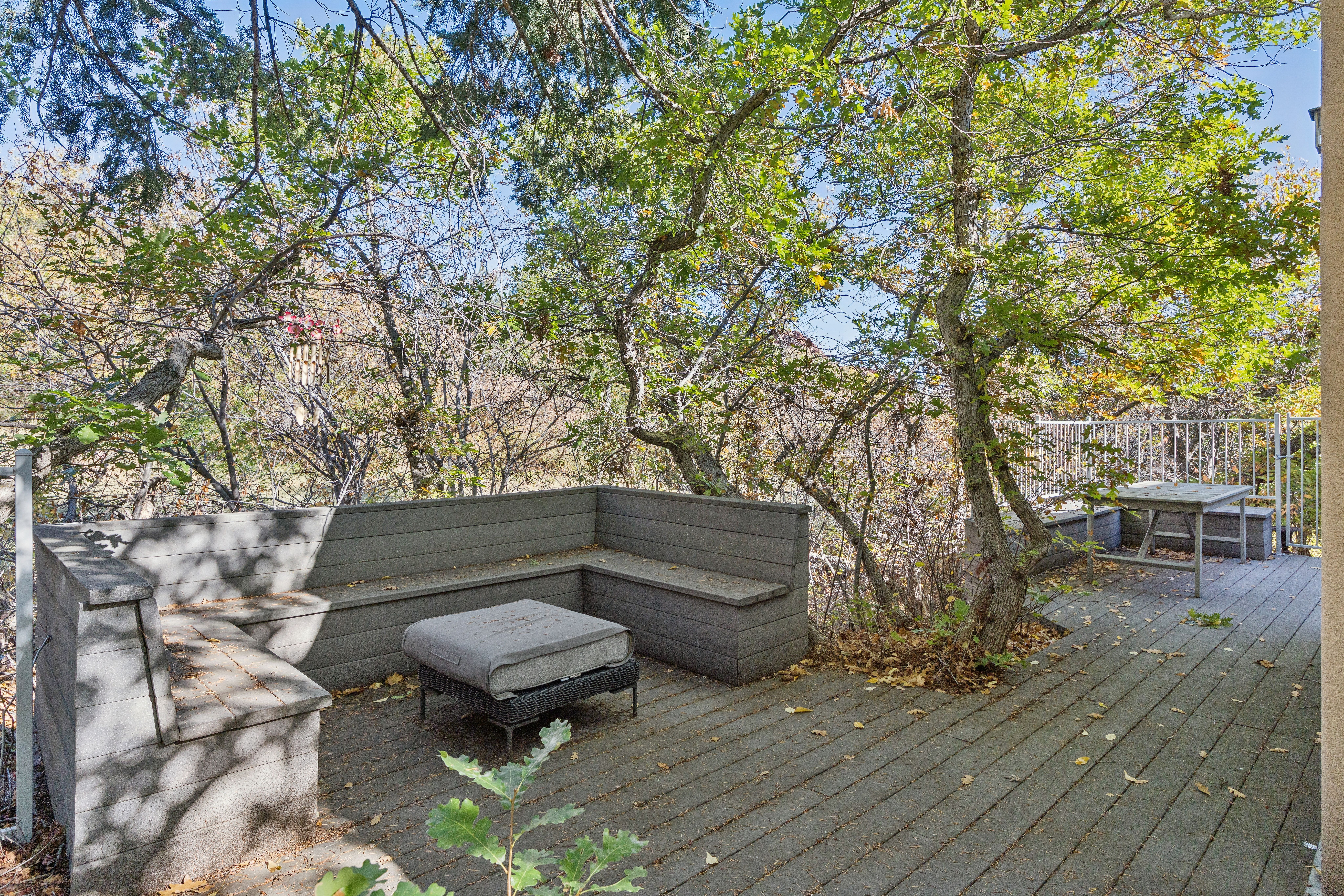  A Warm And Inviting Retreat That Blends Beautifully With The Surroundings - 物件實景