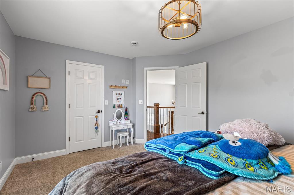 Jackson, Missouri, 63755, United States, 6 Bedrooms Bedrooms, ,4 BathroomsBathrooms,Residential,For Sale,1941660