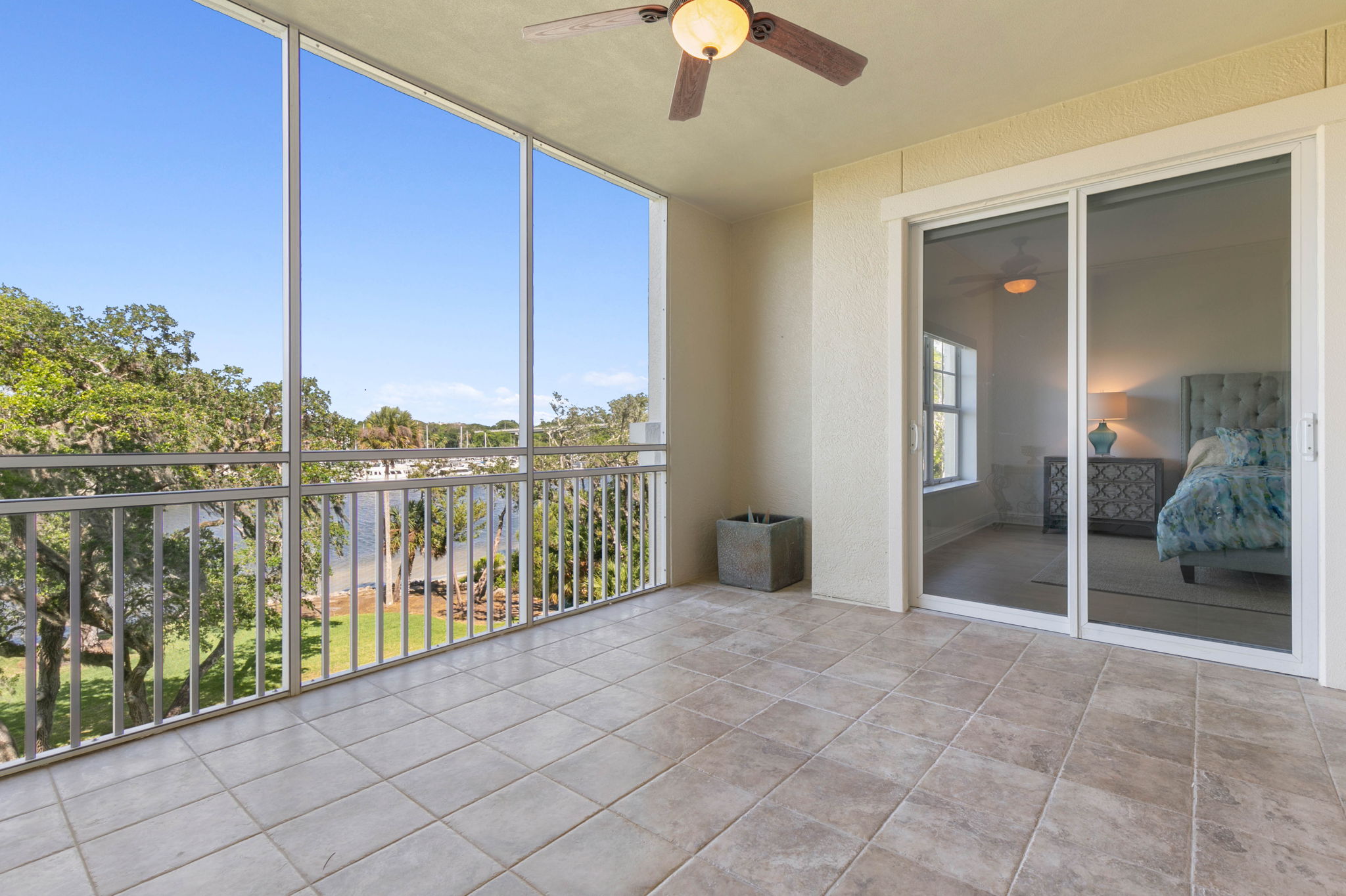  146 Palm Coast Resort Boulevard, #409, Palm Coast, FL - 物件實景