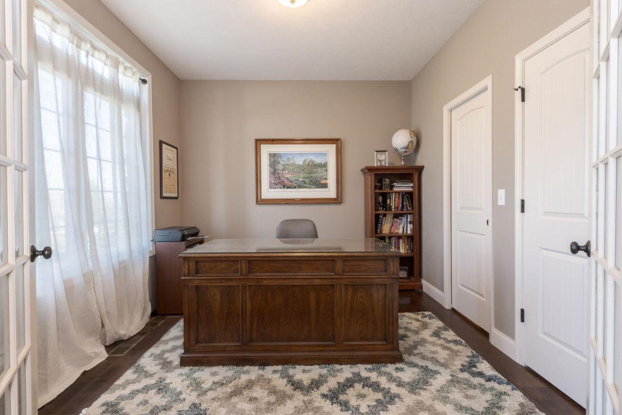 Bloomington, Illinois, 61705, United States, 5 Bedrooms Bedrooms, ,5 BathroomsBathrooms,Residential,For Sale,1817687
